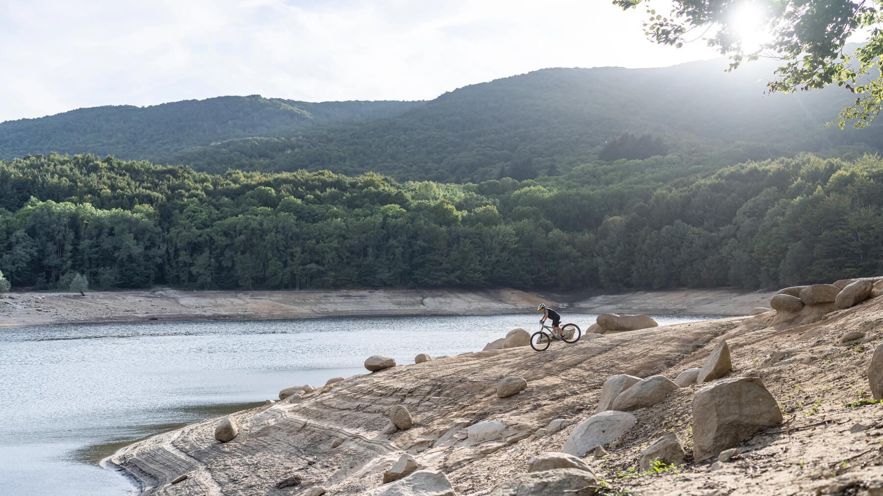 SUIVRE LES PLUS BEAUX CIRCUITS VTT EN FRANCE AVEC VOS ENFANTS 