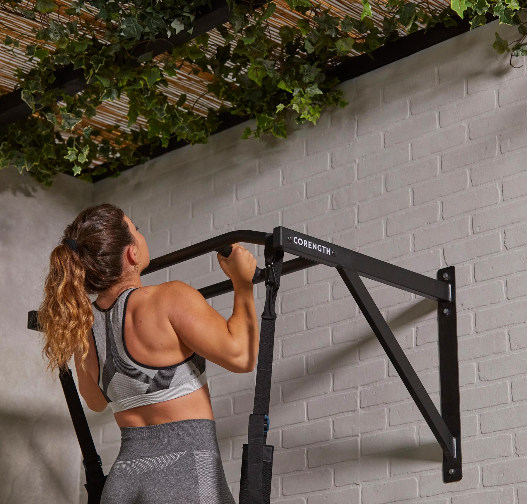 Barre de traction murale