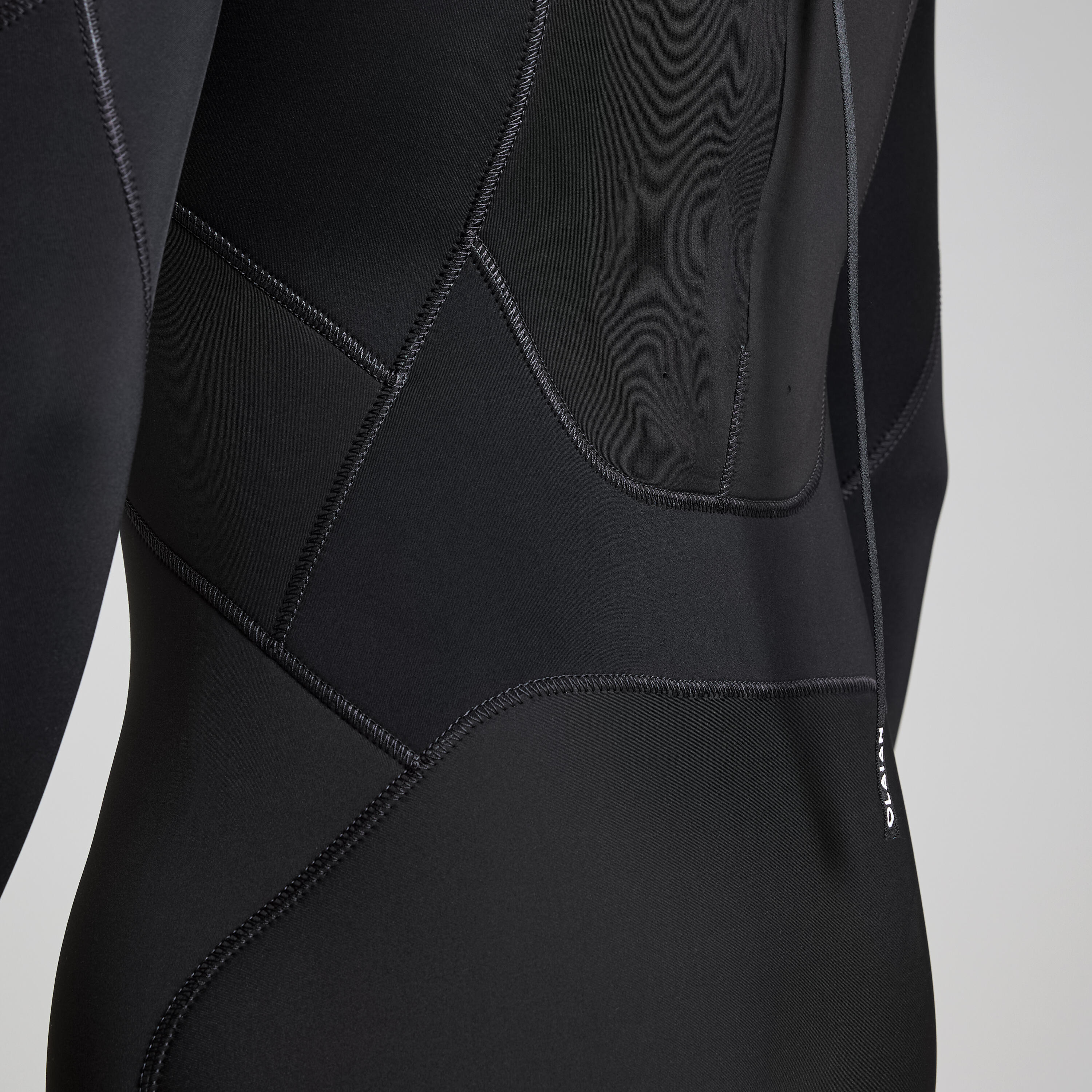 Neopreno surf Hombre agua fría 4/3mm 500 negro 10/13
