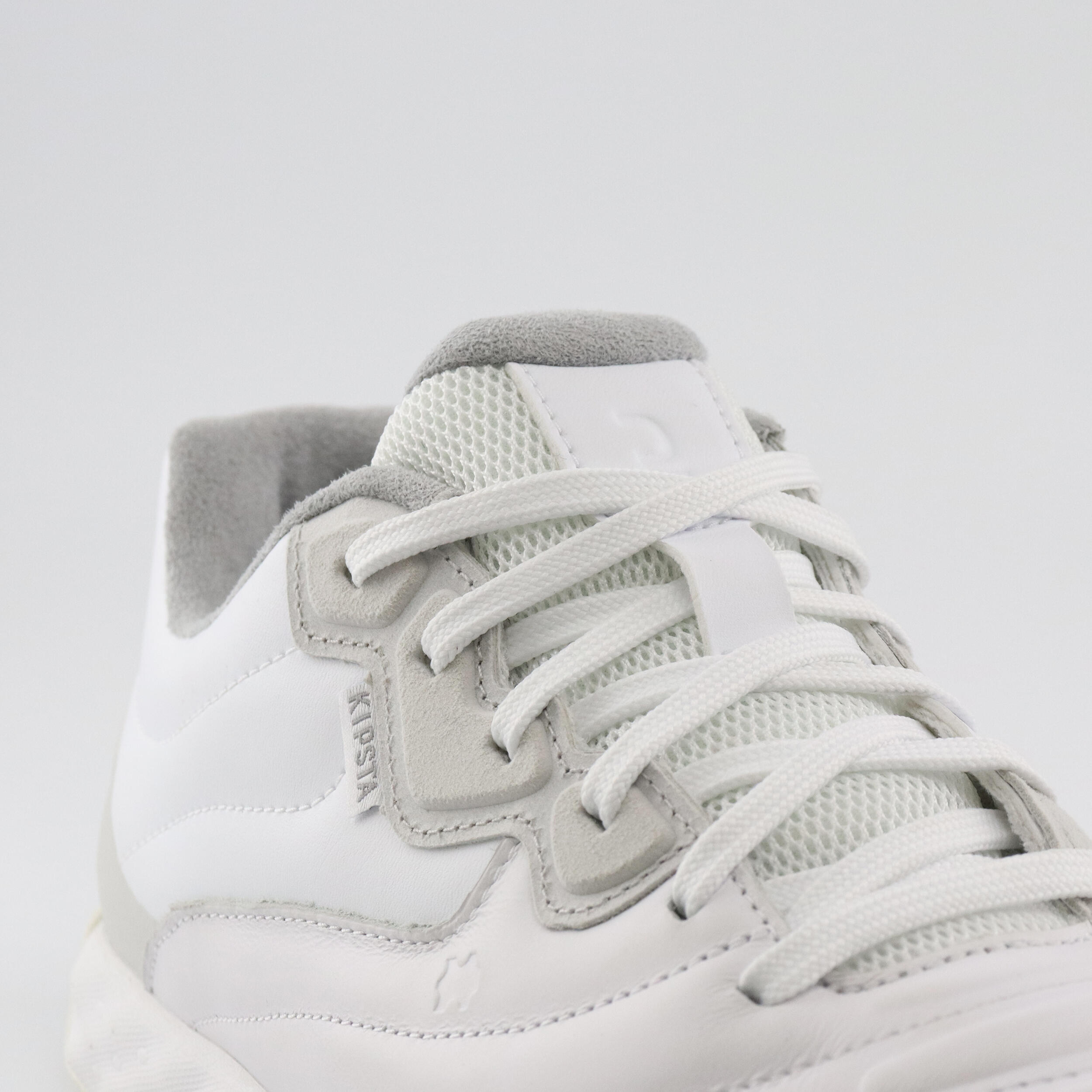 Eskudo Pro Futsal Leather MFoam - White - Decathlon