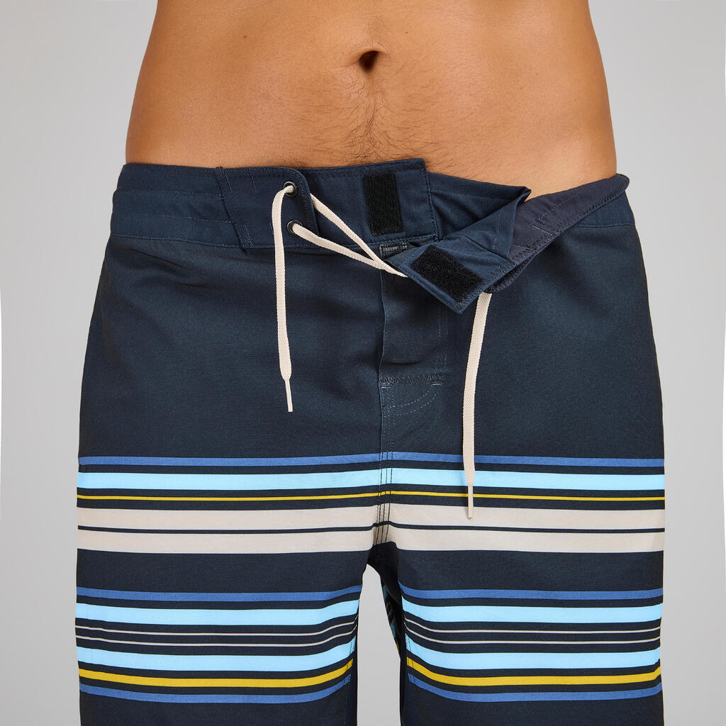 Bermuda de surf negro con estampado de 17