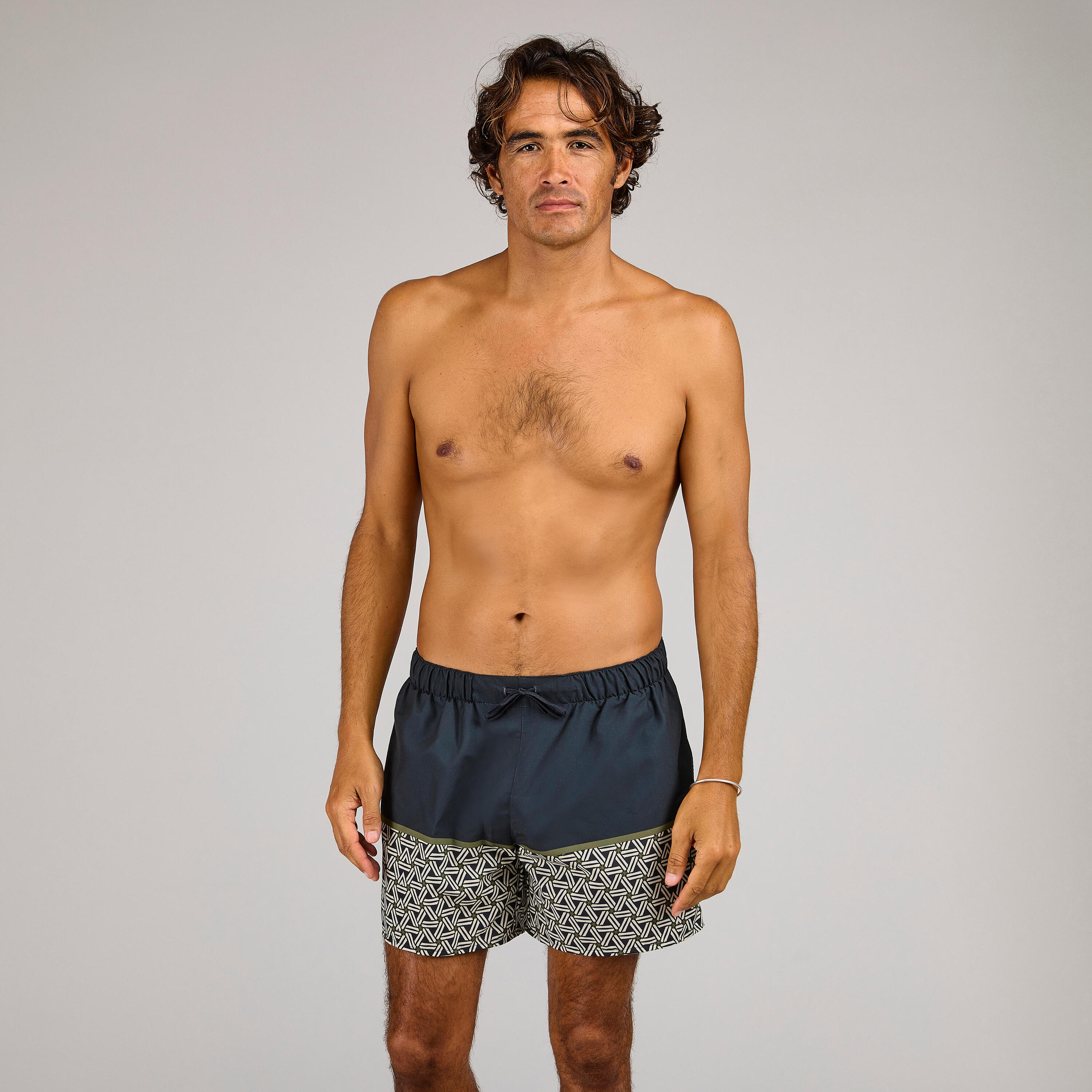 Boardshort surf 100 15"  sepak black 2/8