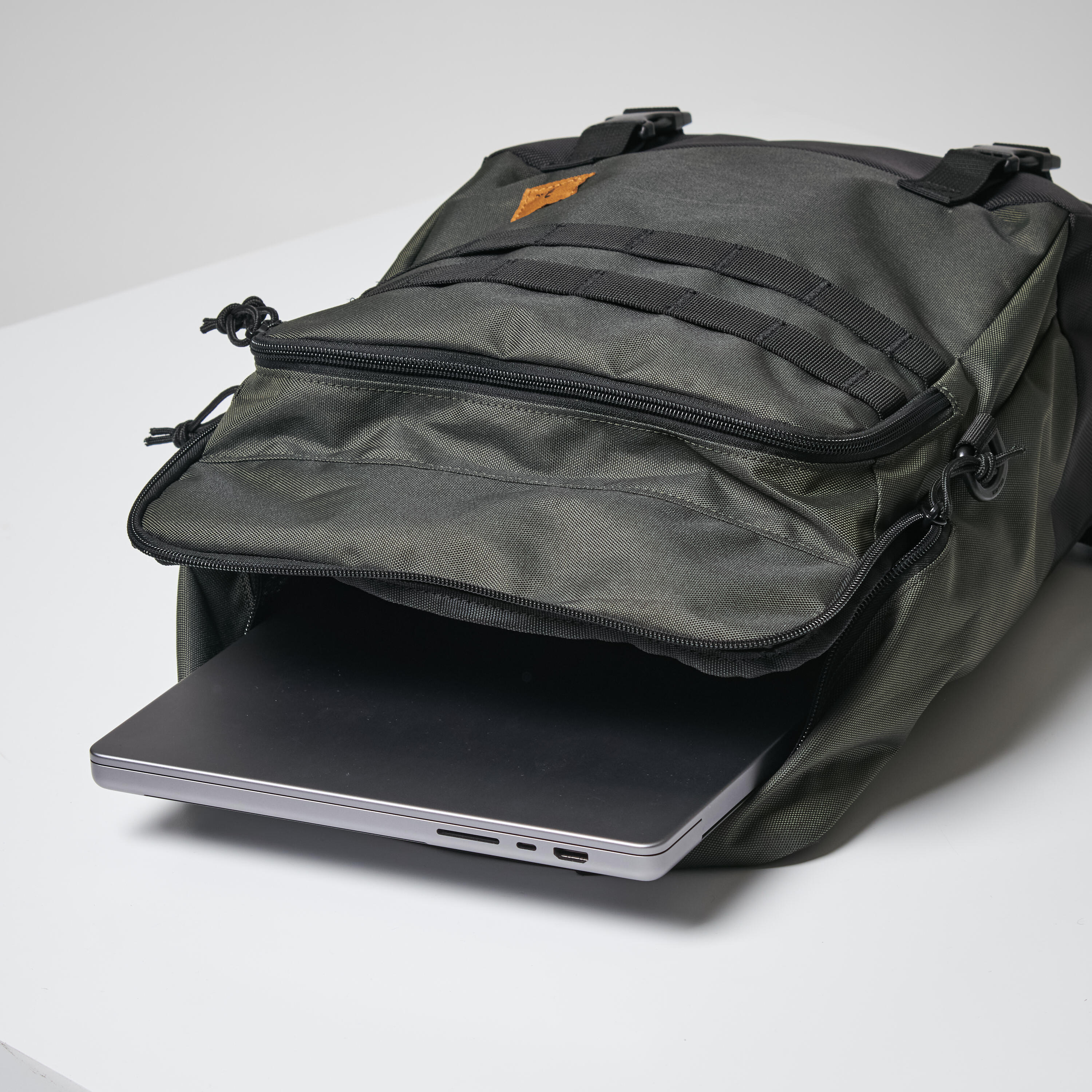 Sac à dos 20L TACTICAL vert 7/10