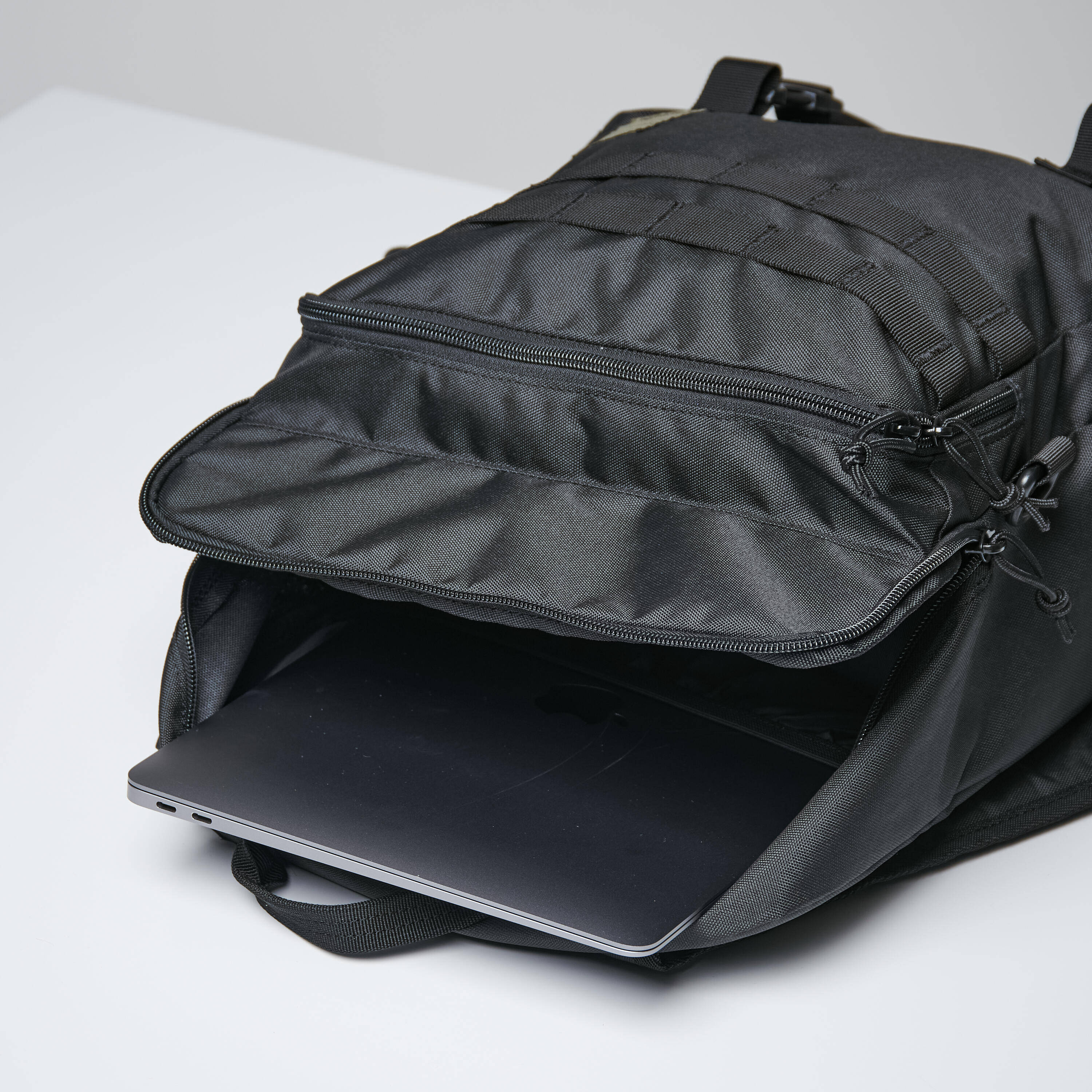 Wildlife Bag 20L - Black (15 inch Laptop Compatible) -  3