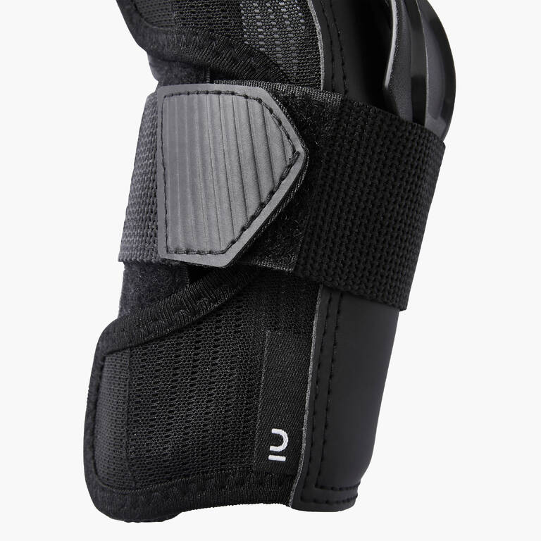 Adult Skateboarding Skating Wrist Guard Fit500 - Black