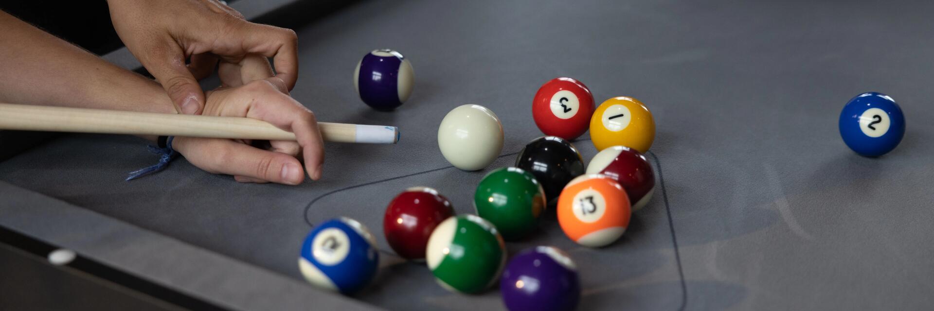 Le limage au billard est primordial pour réussir son tir. Envie d’apprendre comment bien limer au billard ? C’est par ici ! 
