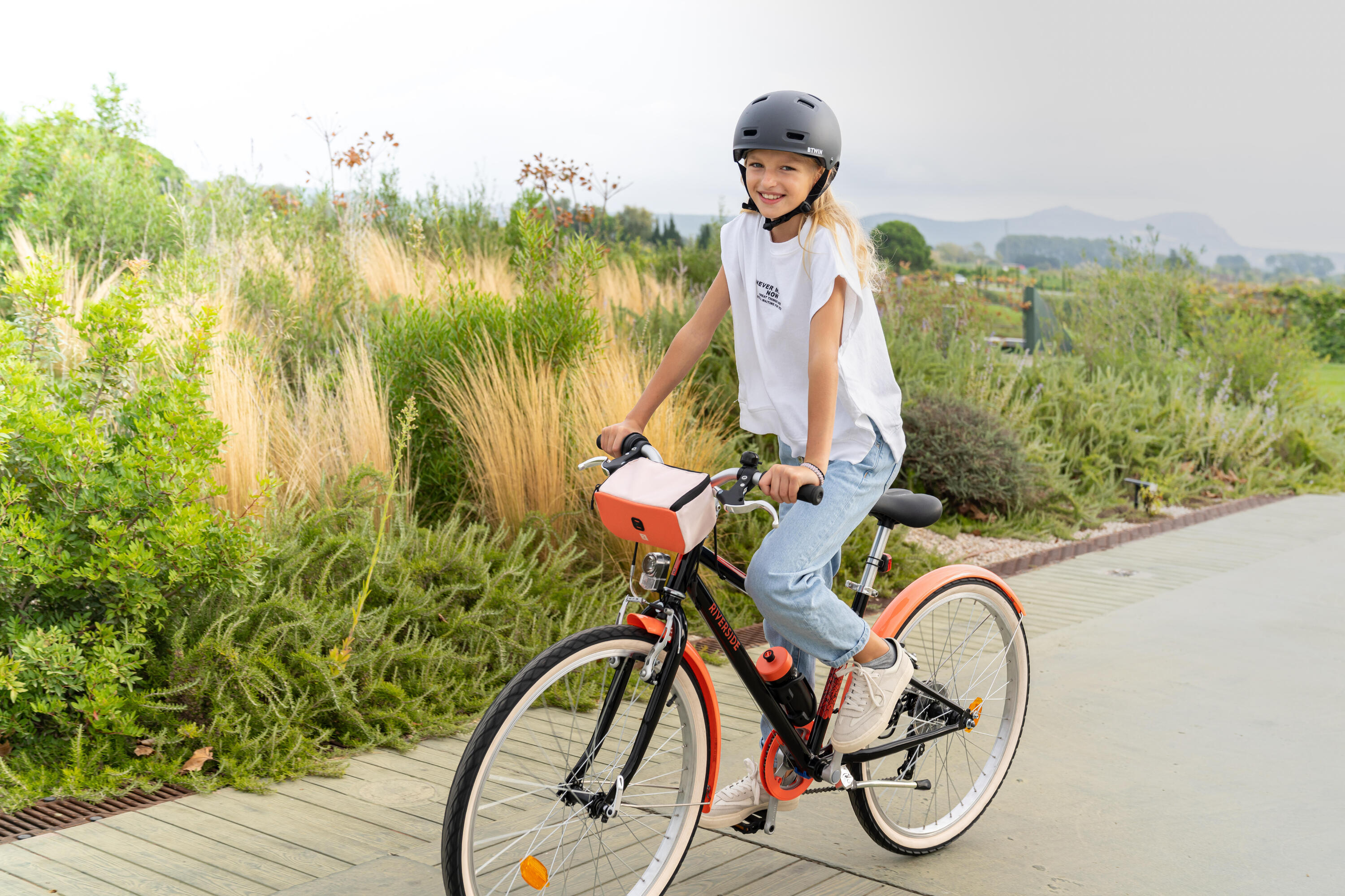 SACOCHE DE CINTRE VÉLO ENFANT ROSE CORAIL 5/6