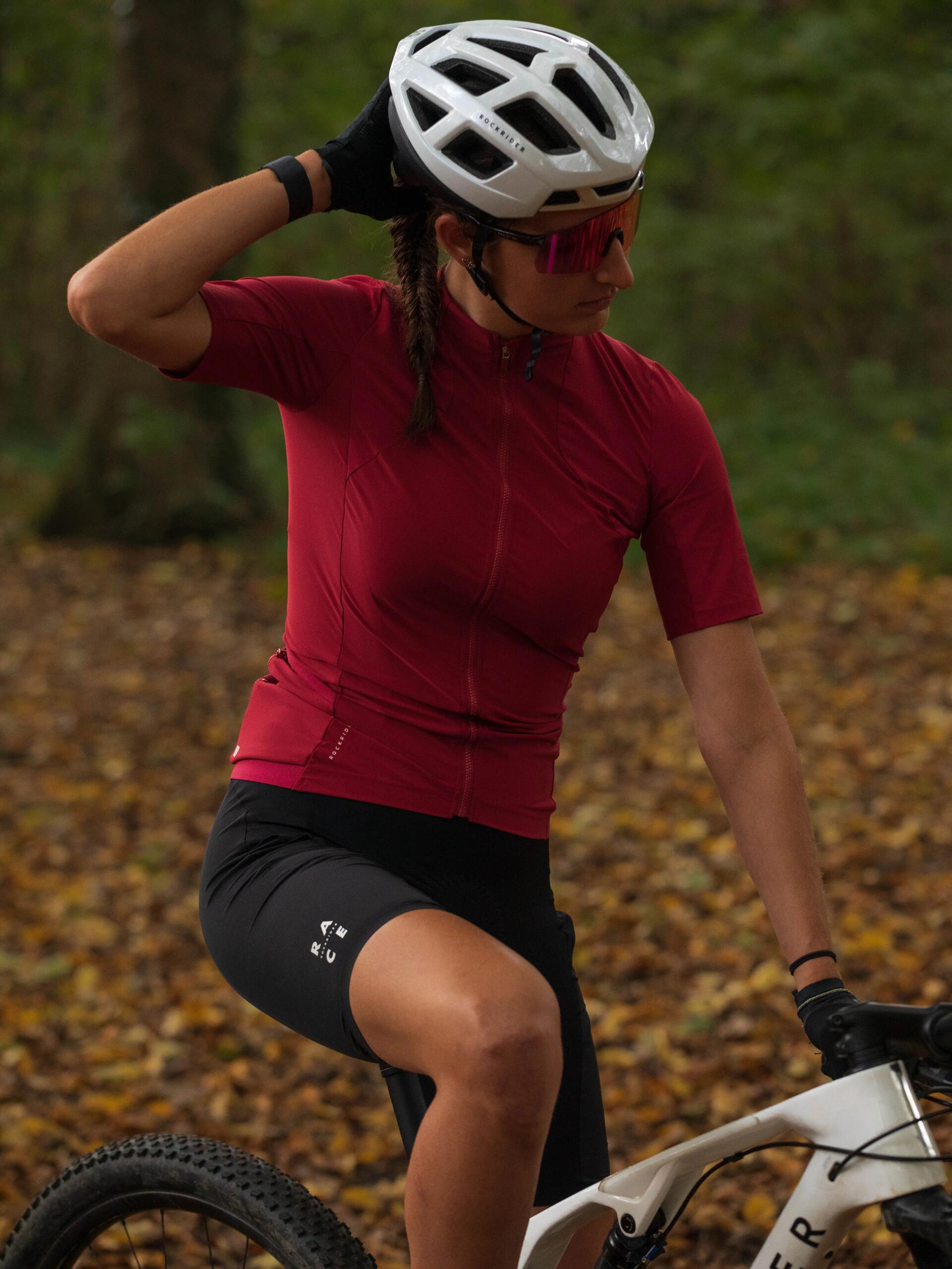 Réinventer les tenues de VTT pour les femmes