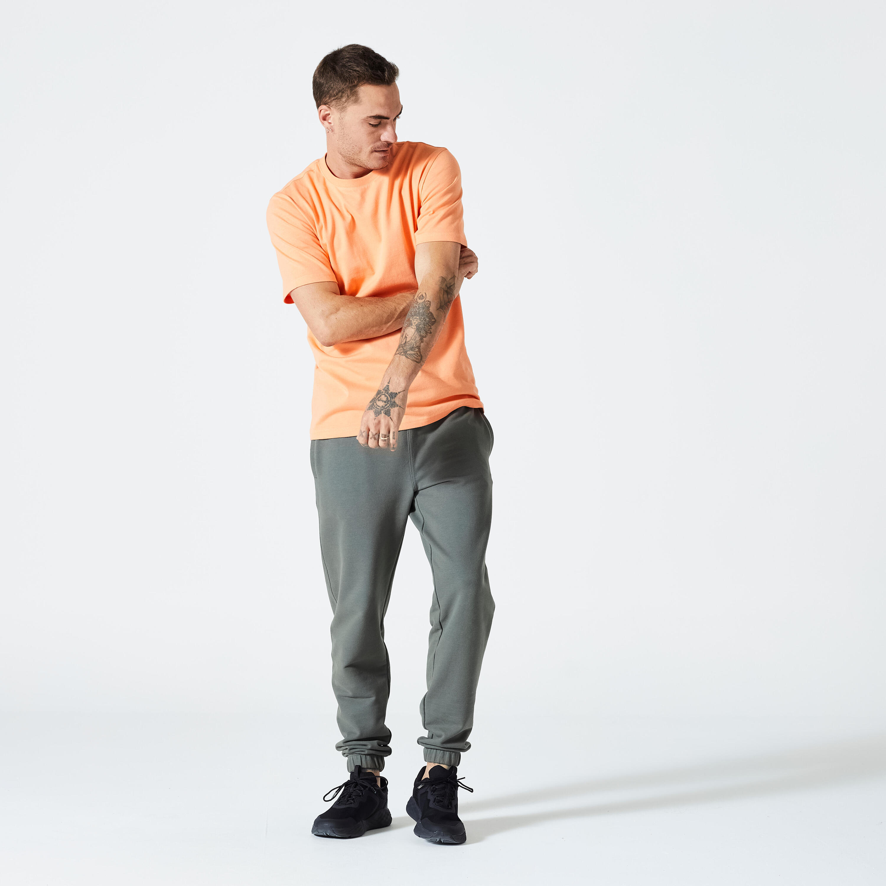 Pantalón Jogger Fitness Hombre Verde Caqui Ceniza Corte Regular 2/7