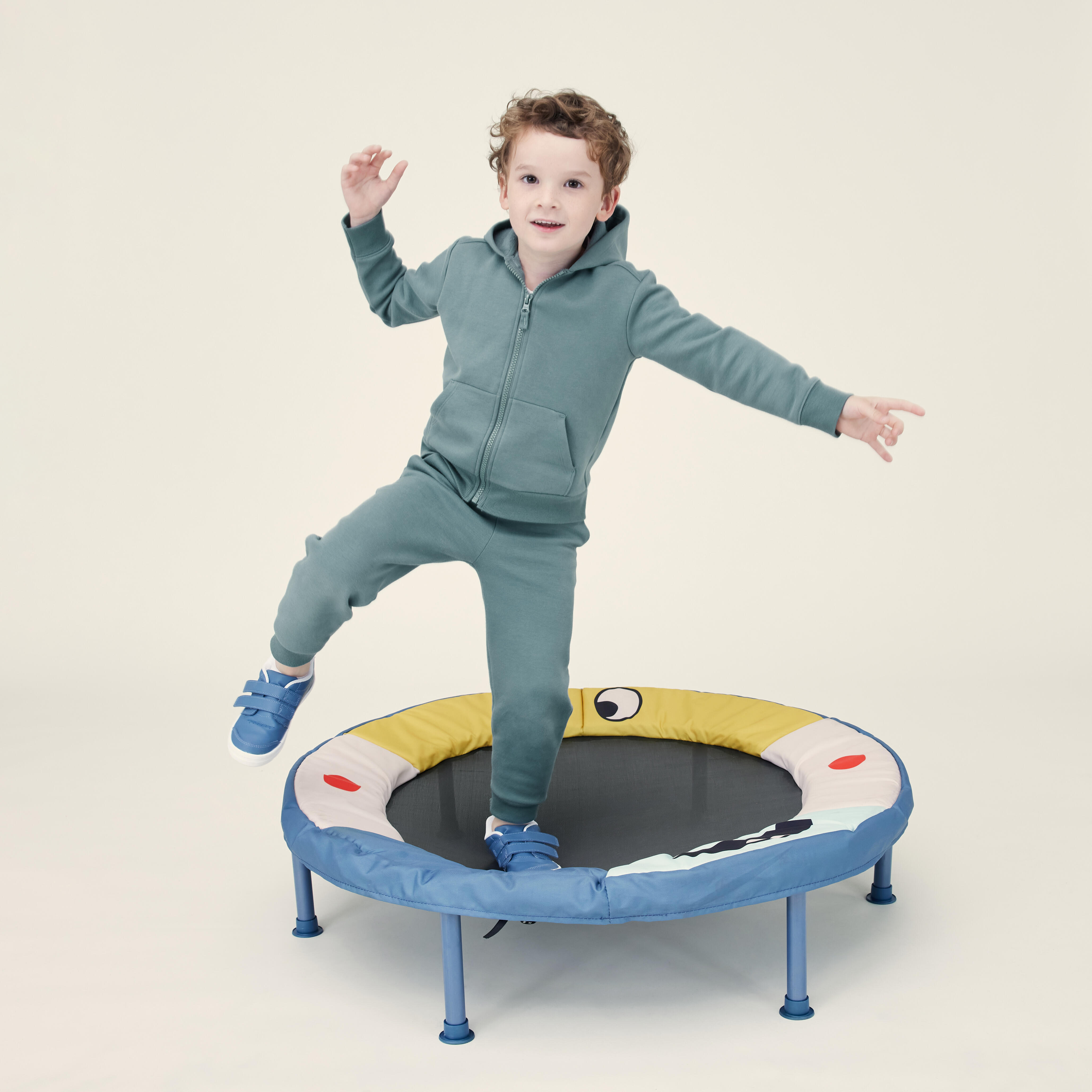 Decathlon shop mini trampoline