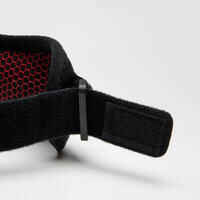 Adults Left/right R500 knee support strap - Black