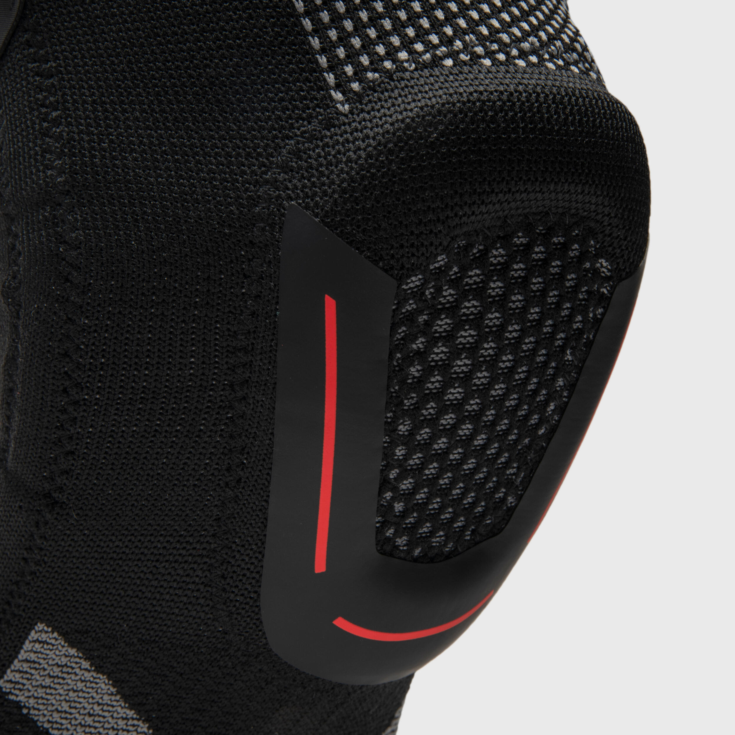 Adult Right/Left Knee Brace for Ligament Support R500 - Black 6/8