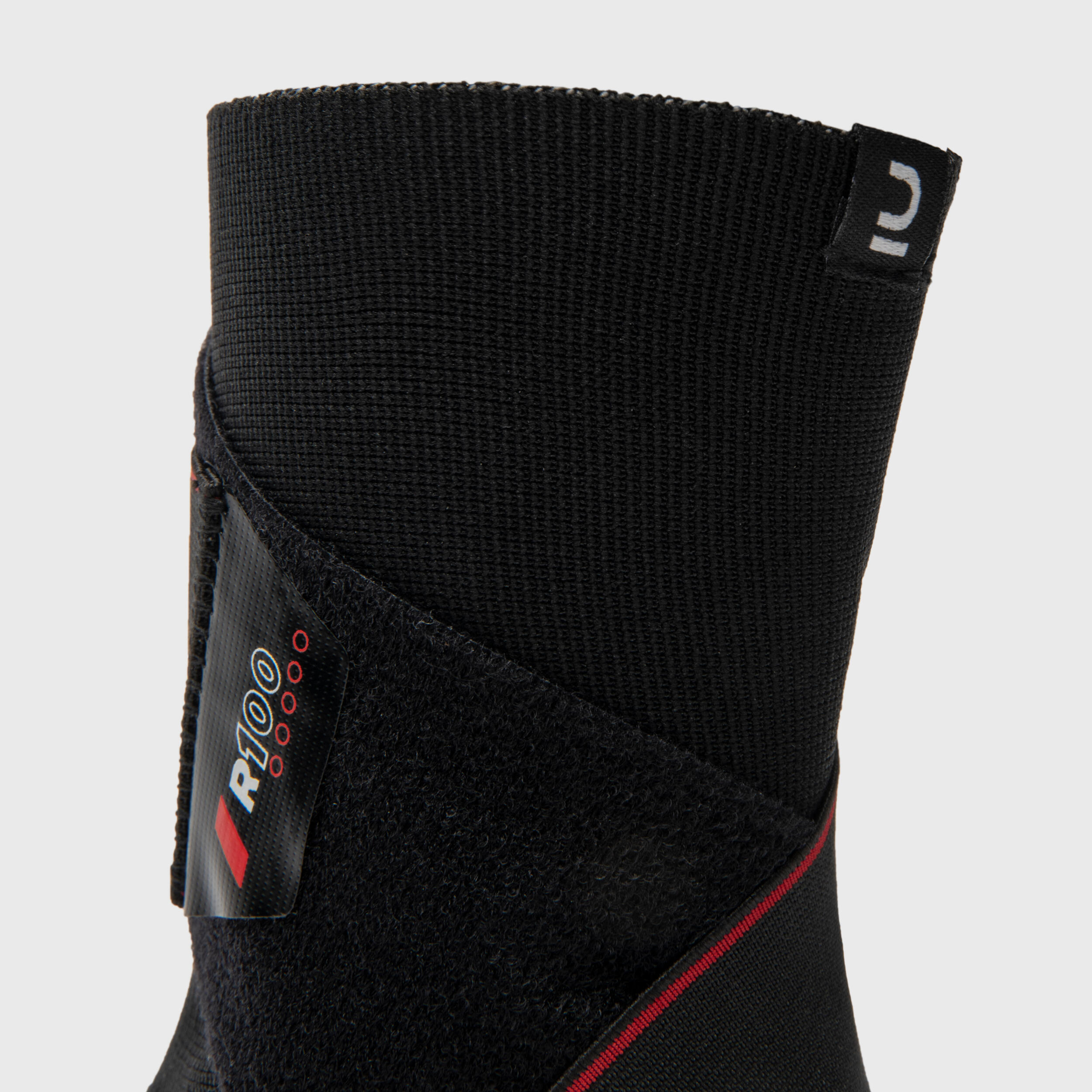 Adult Left/Right Ankle Ligament Support R100 - Black 8/8