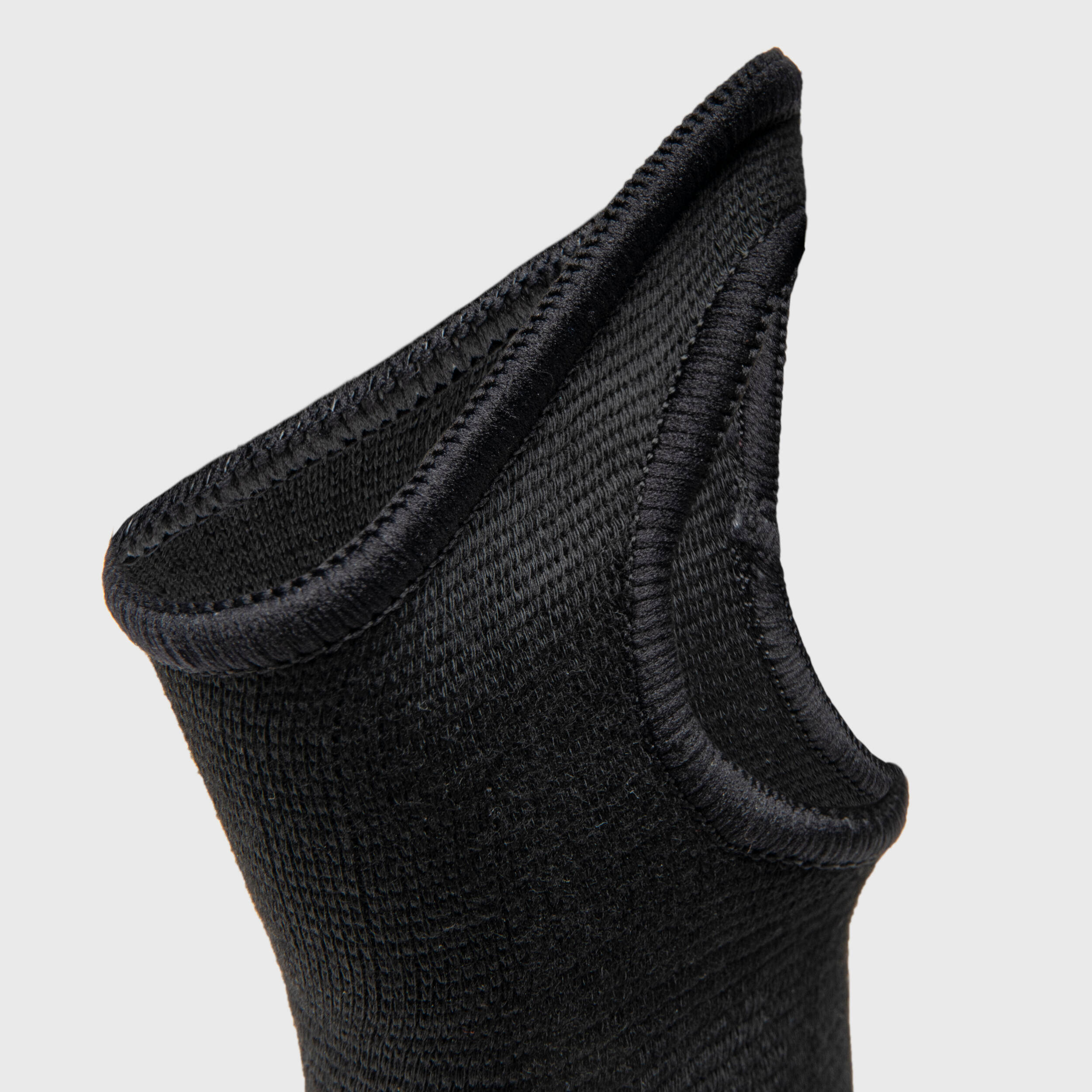 Adult Right/Left Compressive Wrist Support P100 - Black -  4