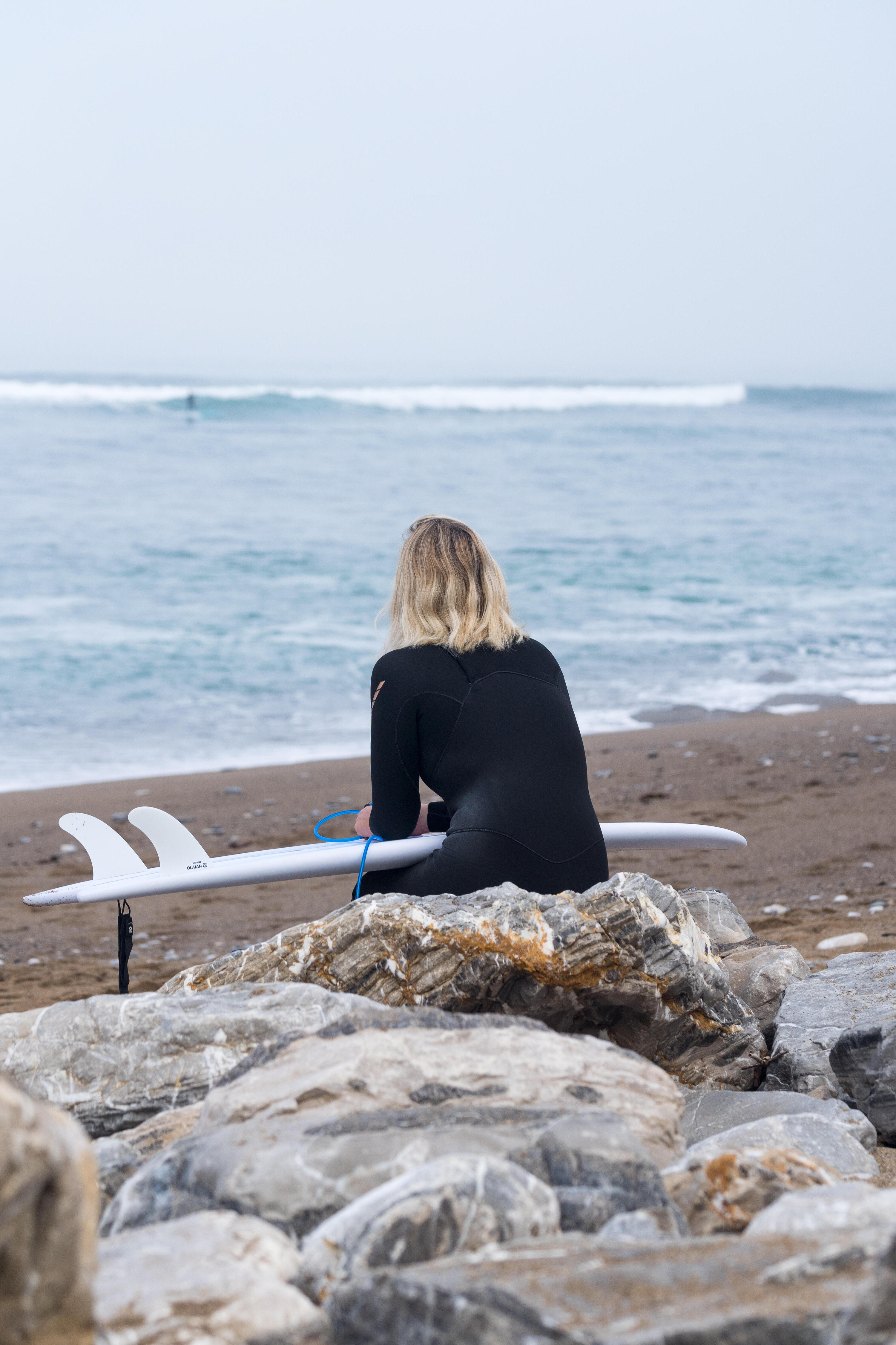 Fato de Surf 900 Neoprene 4/3 mm Mulher Preto 23/31