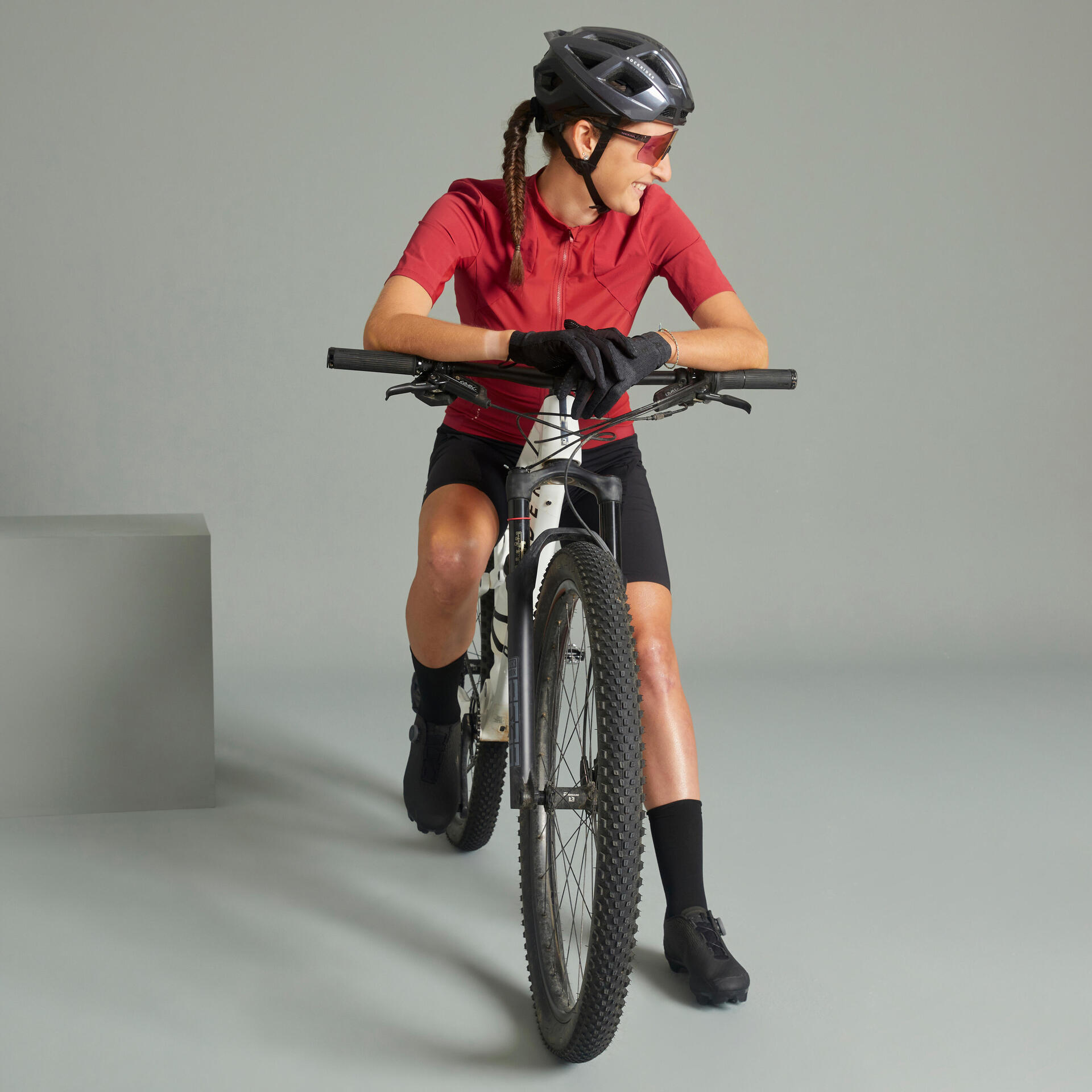 Réinventer les tenues de VTT pour les femmes