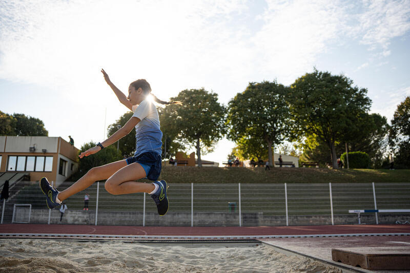 Spodenki do biegania dziecięce Kiprun 2w1 Dry+