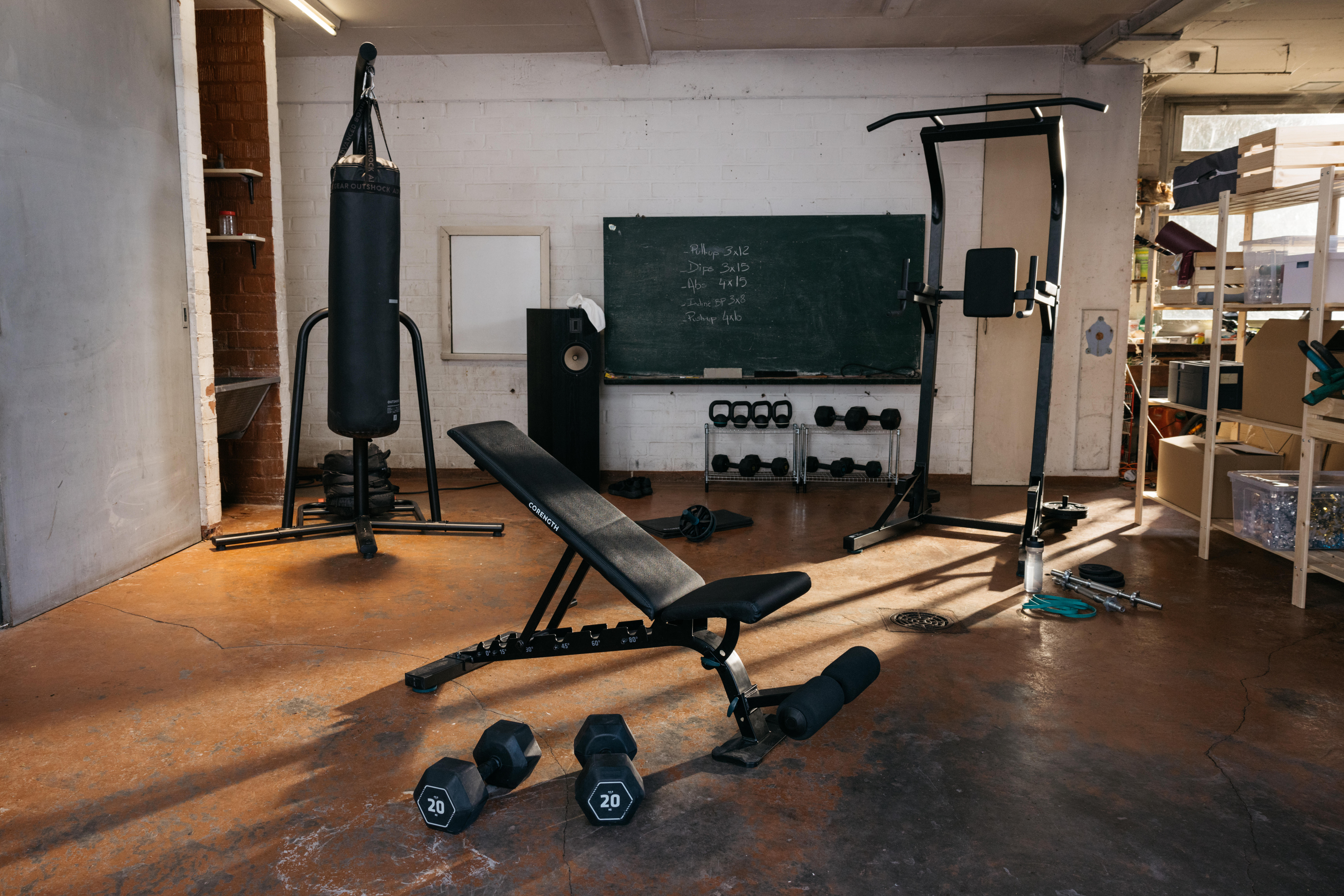 15 kg Cross-Training Hex Dumbbell - Black - CORENGTH