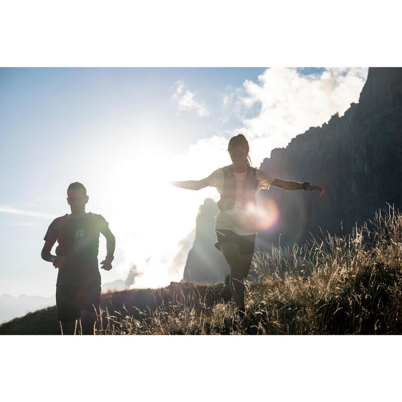 Laufshirt kurzarm Trailrunning Damen - hellgrün mit Grafikprint