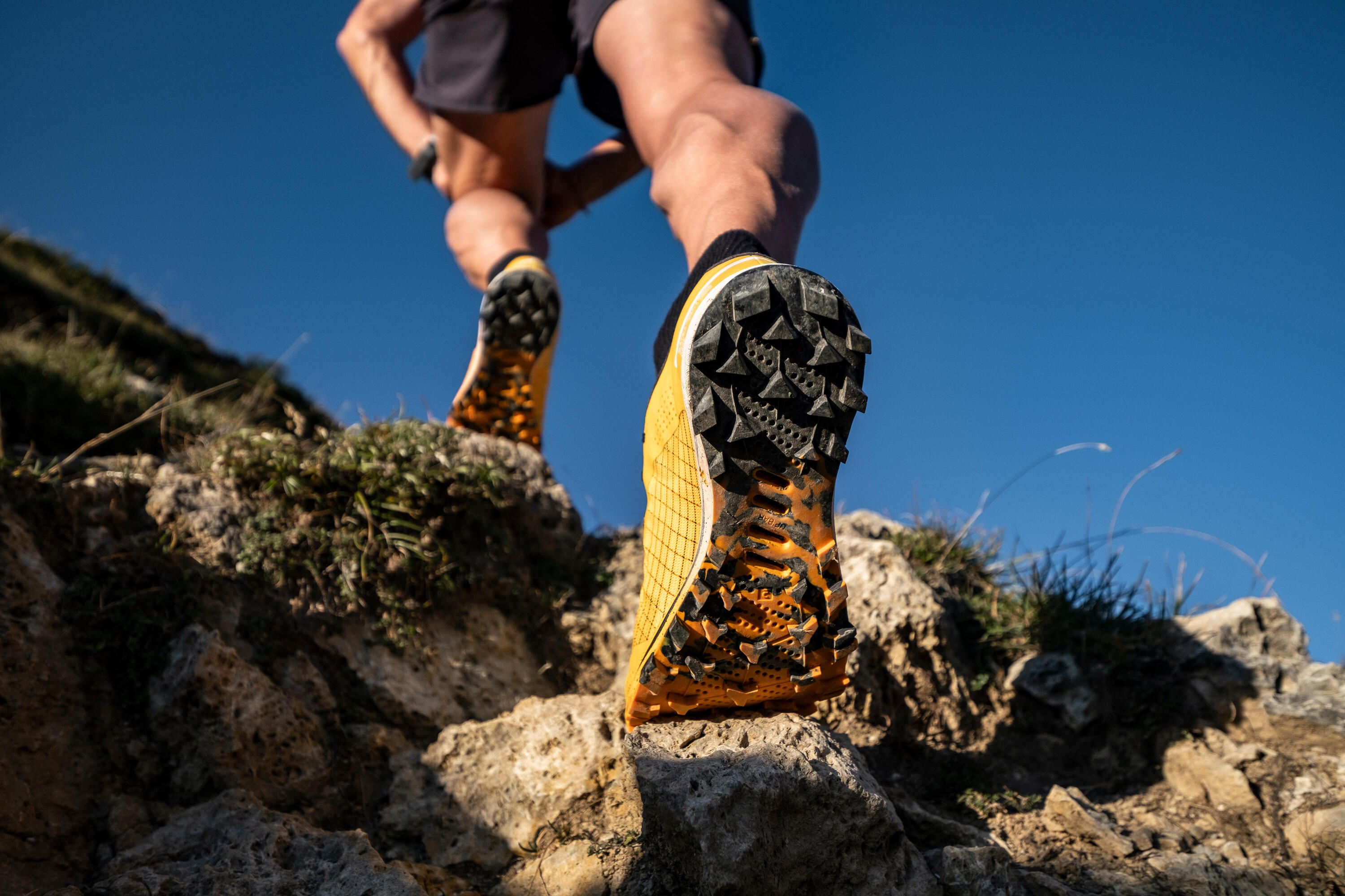 Kiprun Race Light Mango Men's trail running shoes - orange 20/21