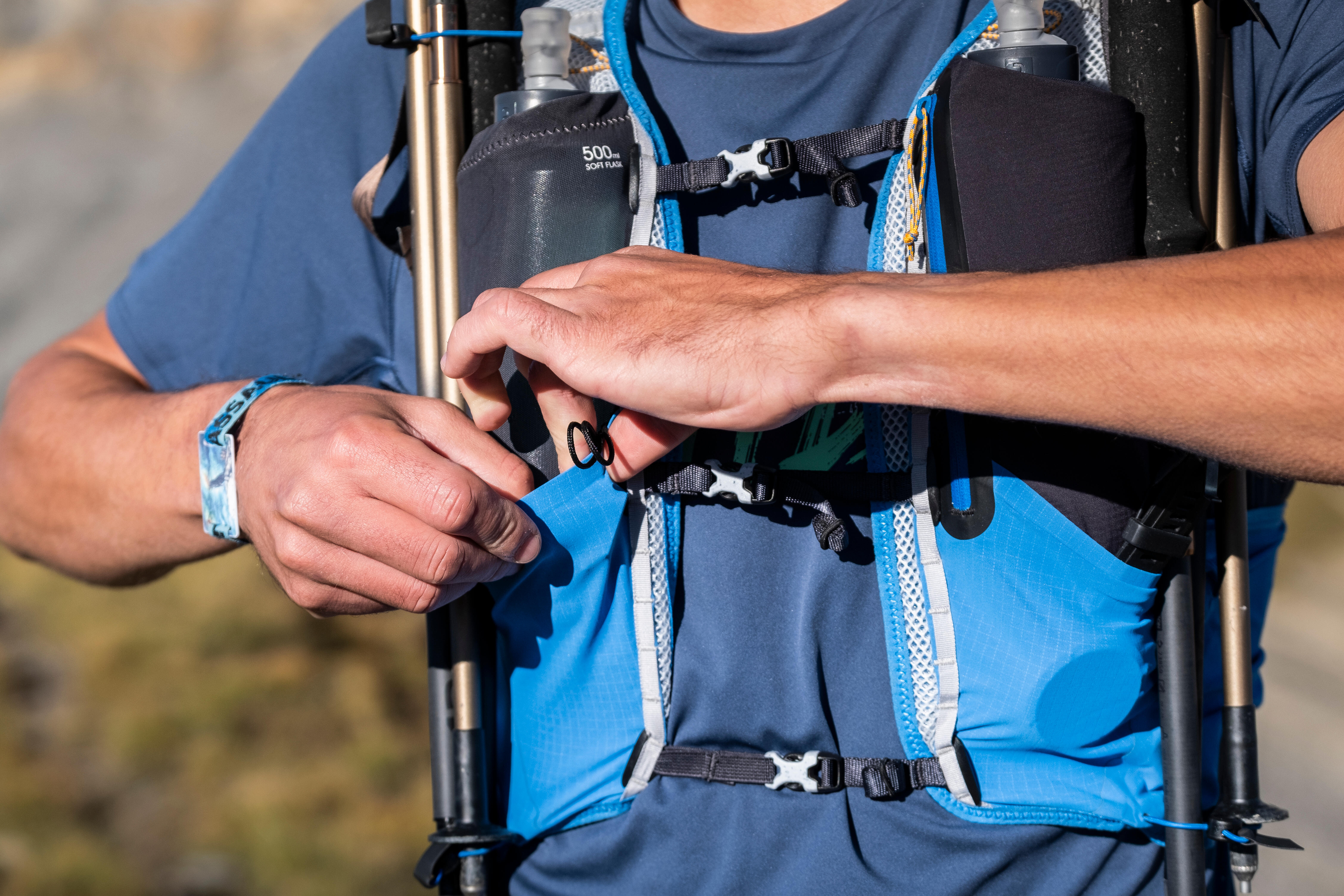 Mon sac d'hydratation et ma tenue de trail Kalenji de chez Decathlon, je ne  peux plus m'en passer ! Pourquoi ? - Anamarunslowly