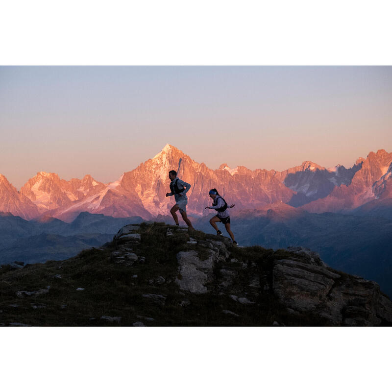 CASACO CORTA-VENTO DE TRAIL RUNNING HOMEM CINZENTO