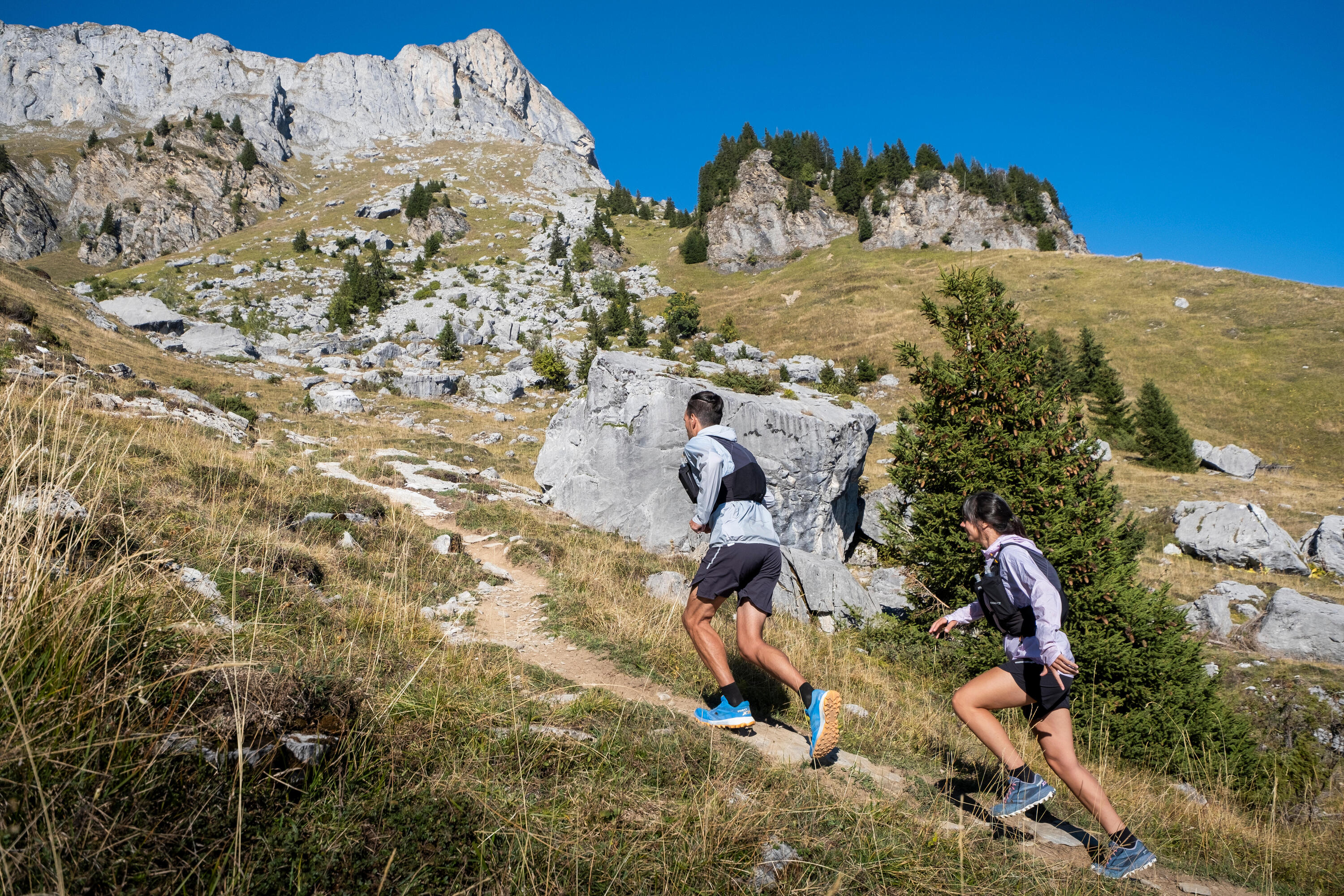 Laufshorts Trailrunning Herren - Run 900 Ultra dunkelgrau 18/20