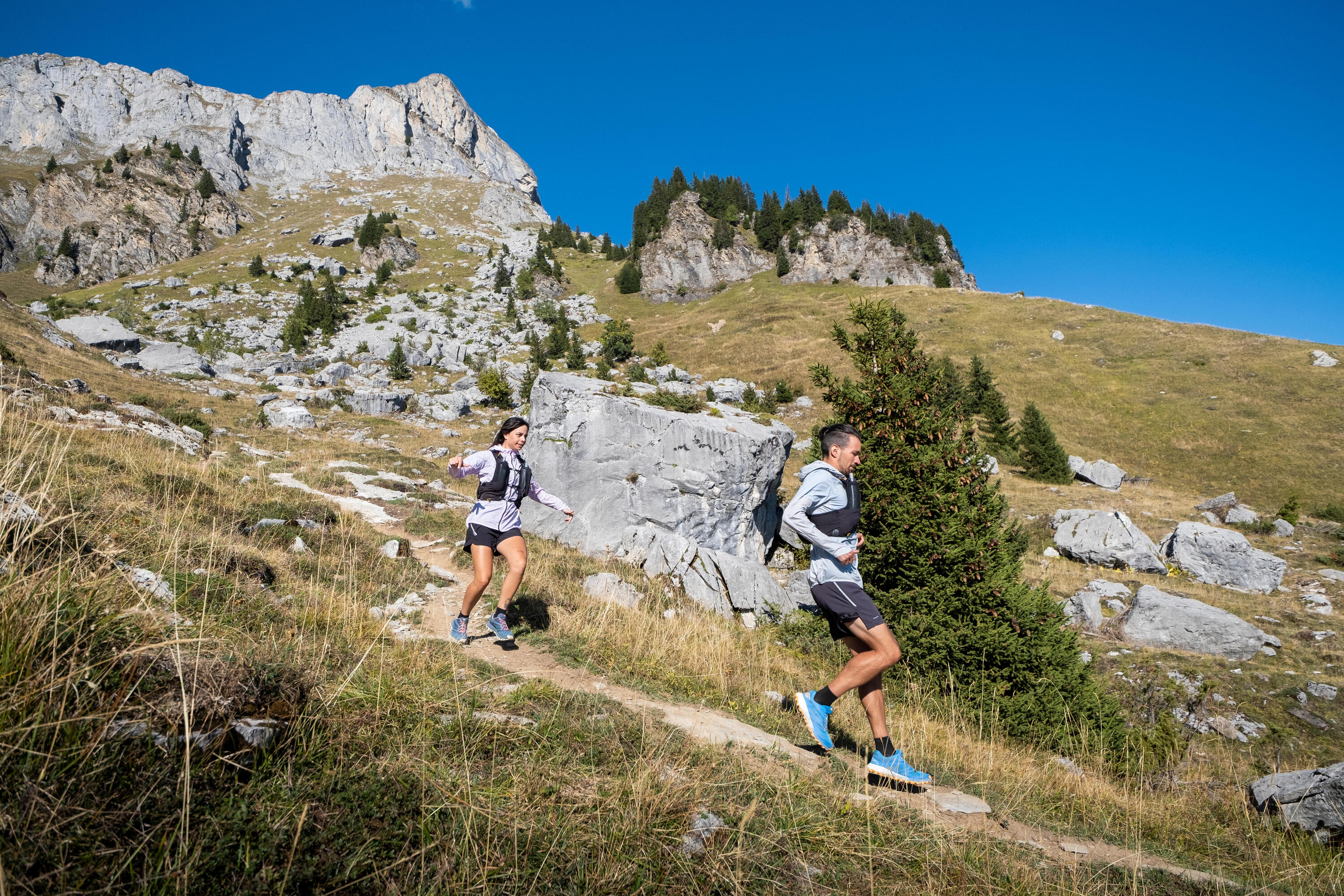 Laufshorts Trailrunning Herren - Run 900 Ultra dunkelgrau 15/20