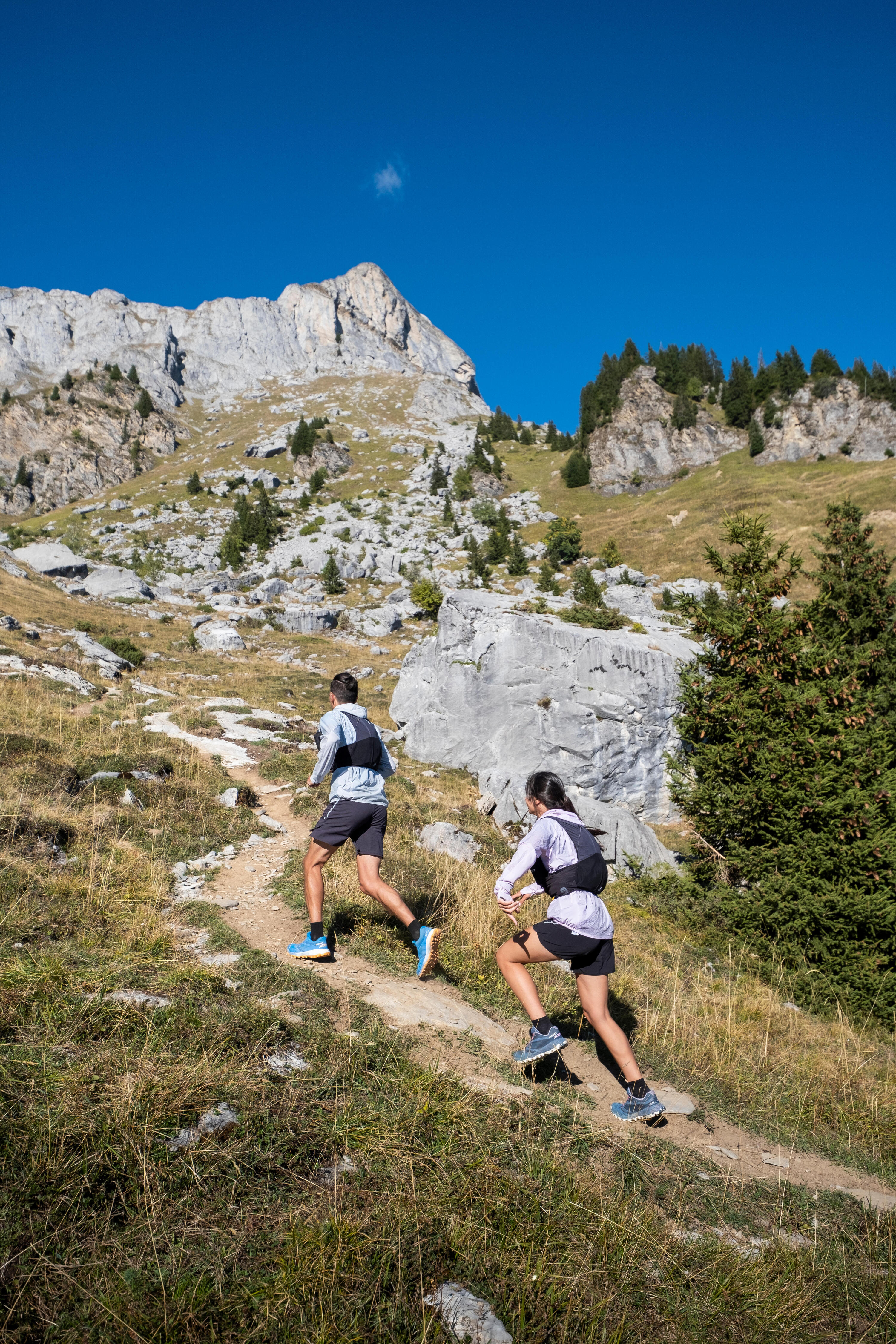 Laufshorts Trailrunning Herren - Run 900 Ultra dunkelgrau 14/20