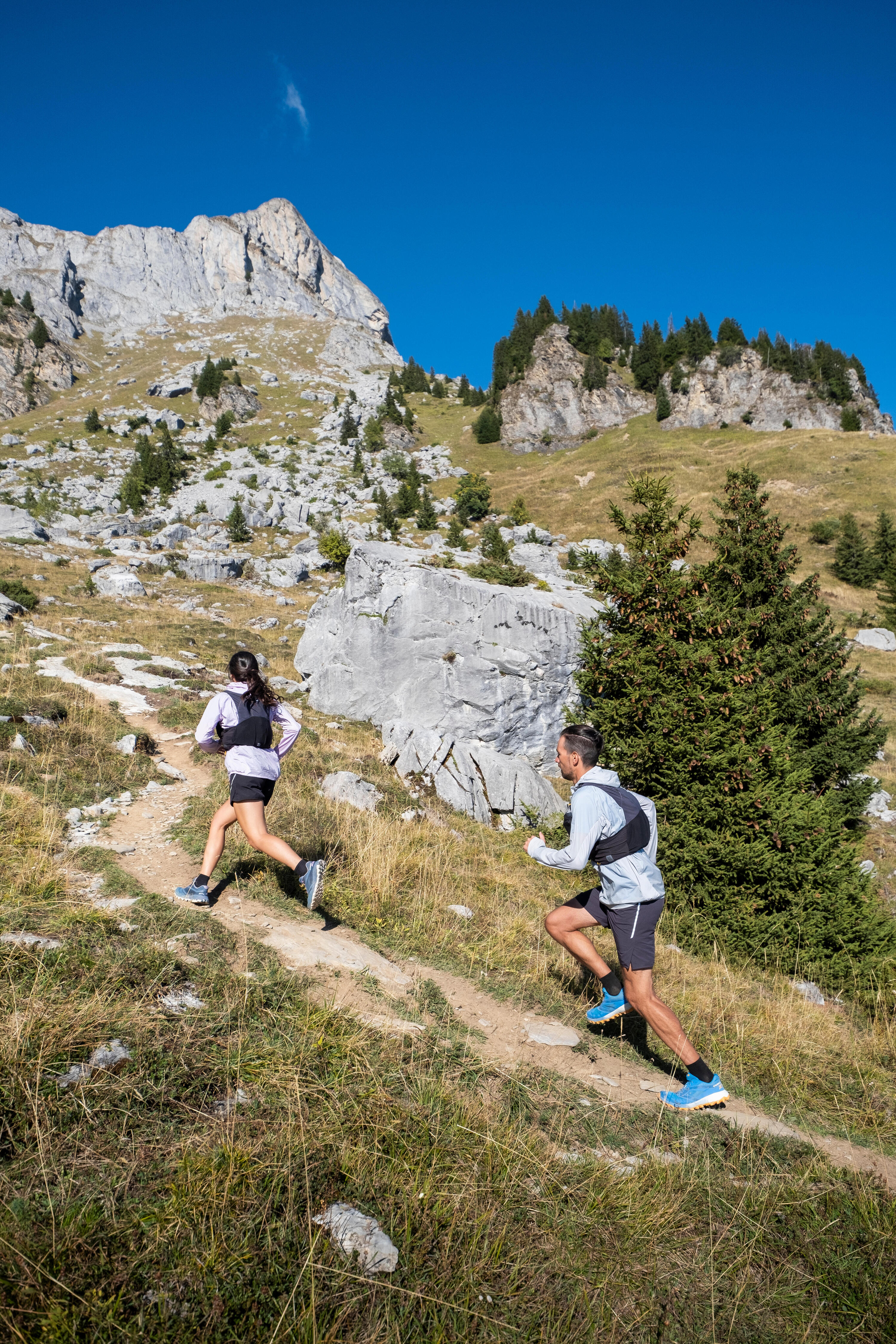 Laufshorts Trailrunning Herren - Run 900 Ultra dunkelgrau 13/20