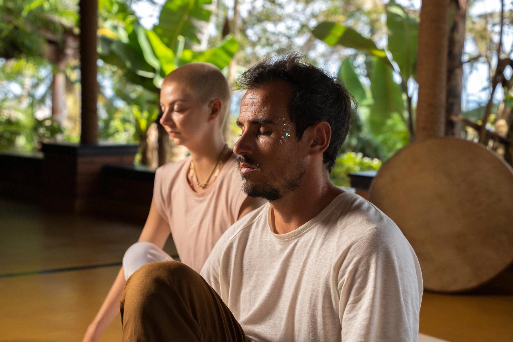 ¿CÓMO INICIAR EN EL MUNDO DEL YOGA?