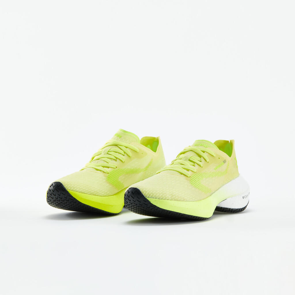 Sieviešu skriešanas apavi “Kiprun KD 900”, koraļļu