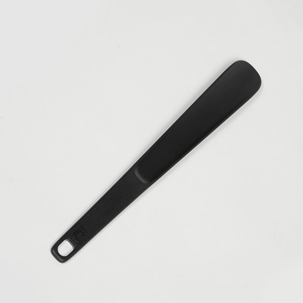 Recycled shoehorn - black