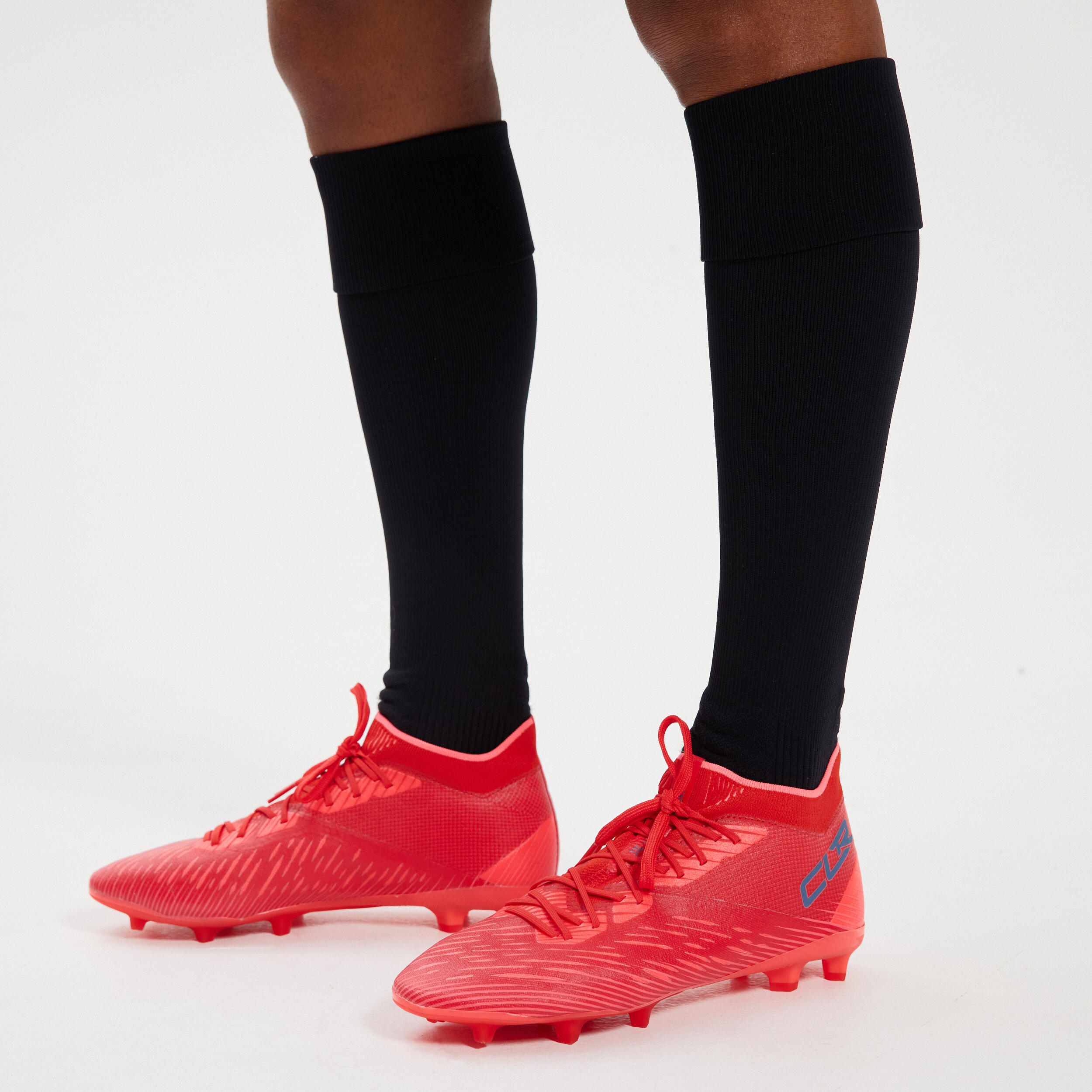 CHAUSSETTES DE FOOTBALL ADULTE MONTANTES ET ADHERENTES VIRALTO II NOIRE 8/8