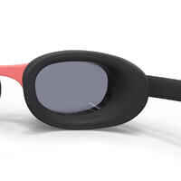 XBASE 100 PRINT ADULT SWIMMING GOGGLES - CLEAR LENSES - BLACK / CORAL