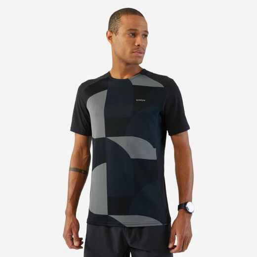 
      Laufshirt kurzarm Herren atmungsaktiv - Kiprun 900 Light schwarz/dunkelgrau
  