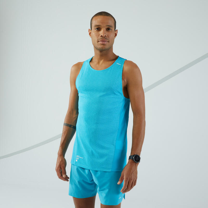 Promo Tee-shirt De Running Homme Care Kiprun, Débardeur Running Avec  Brassière Intégrée Femme - Kiprun Care chez Decathlon 