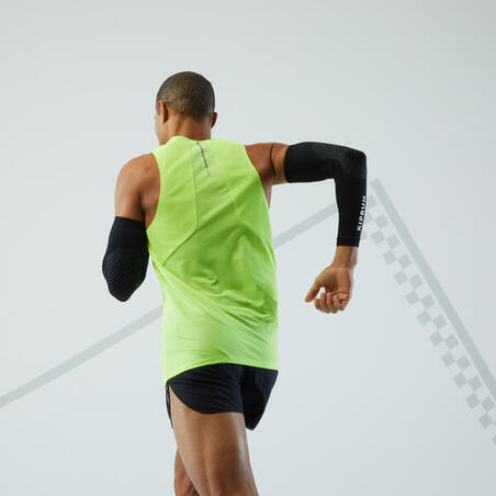 НАРУКАВНИКИ ДЛЯ БЕГА И ЗАЩИТЫ ОТ ХОЛОДА ЧЕРНЫЕ KIPRUN