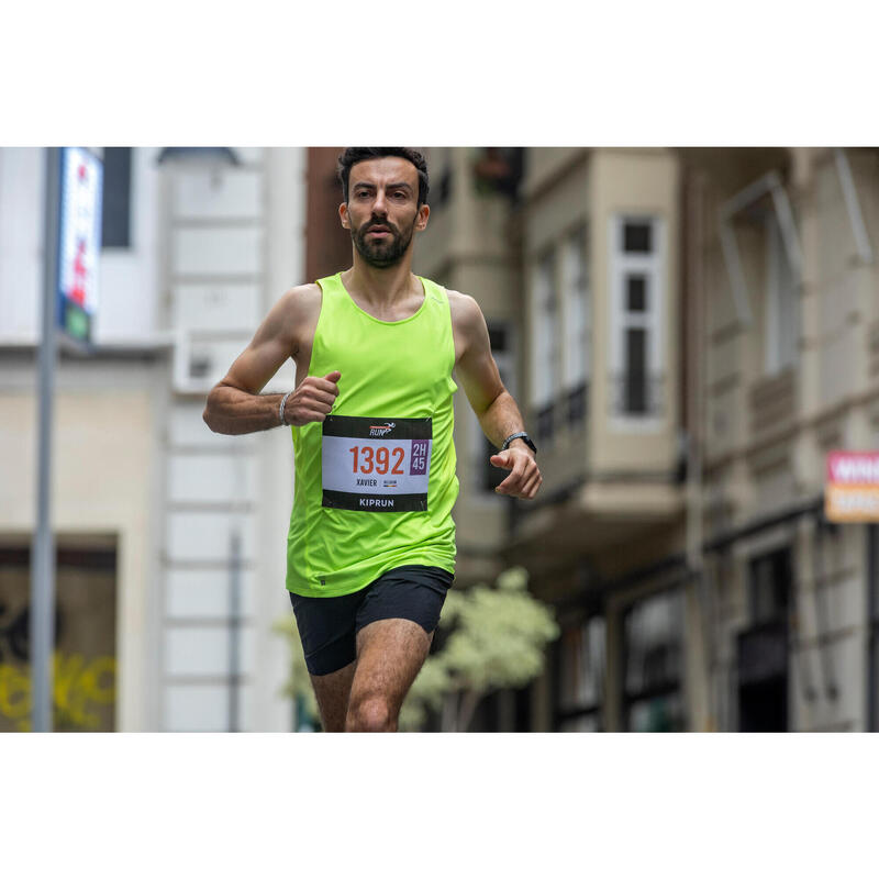 CAMISETA SIN MANGAS RUNNING HOMBRE TRANSPIRABLE KIPRUN AMARILLO 