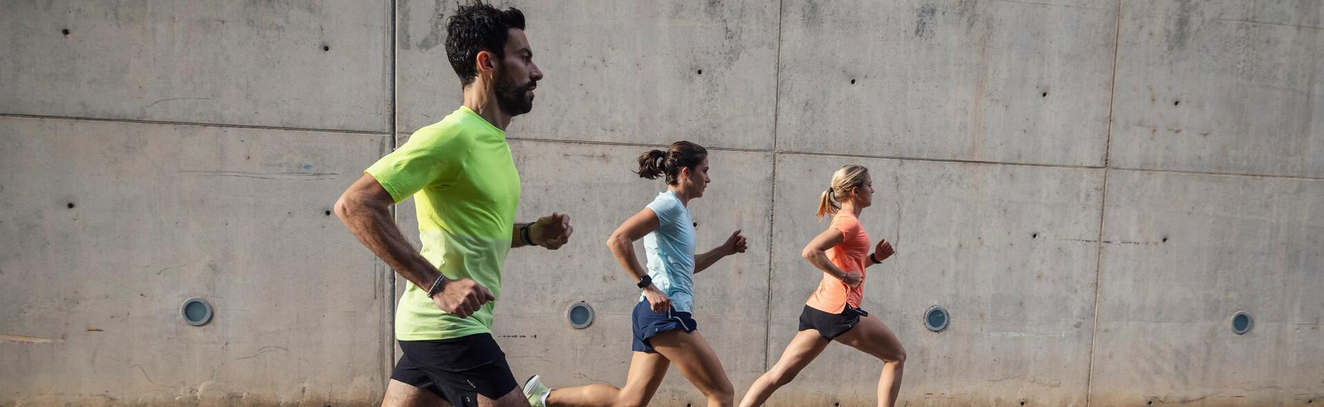 ¿Cómo mejorar tu rendimiento en el cardio al trotar? 