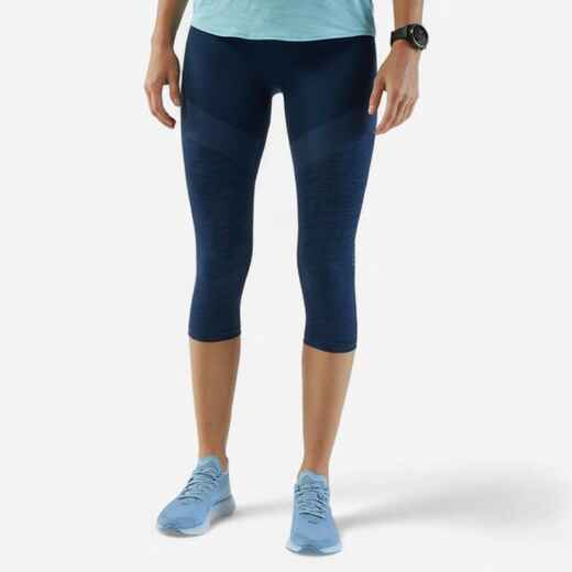 
      Mallas 3/4 de running sin costuras para mujer - KIPRUN CARE azul oscuro
  