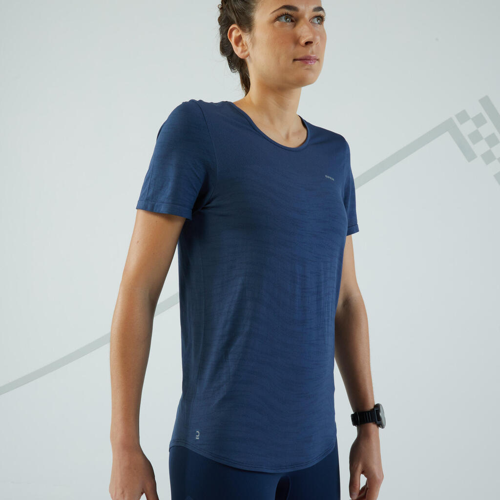 T-shirt running & trail sans couture Femme - KIPRUN Run 500 Confort bleu ardoise