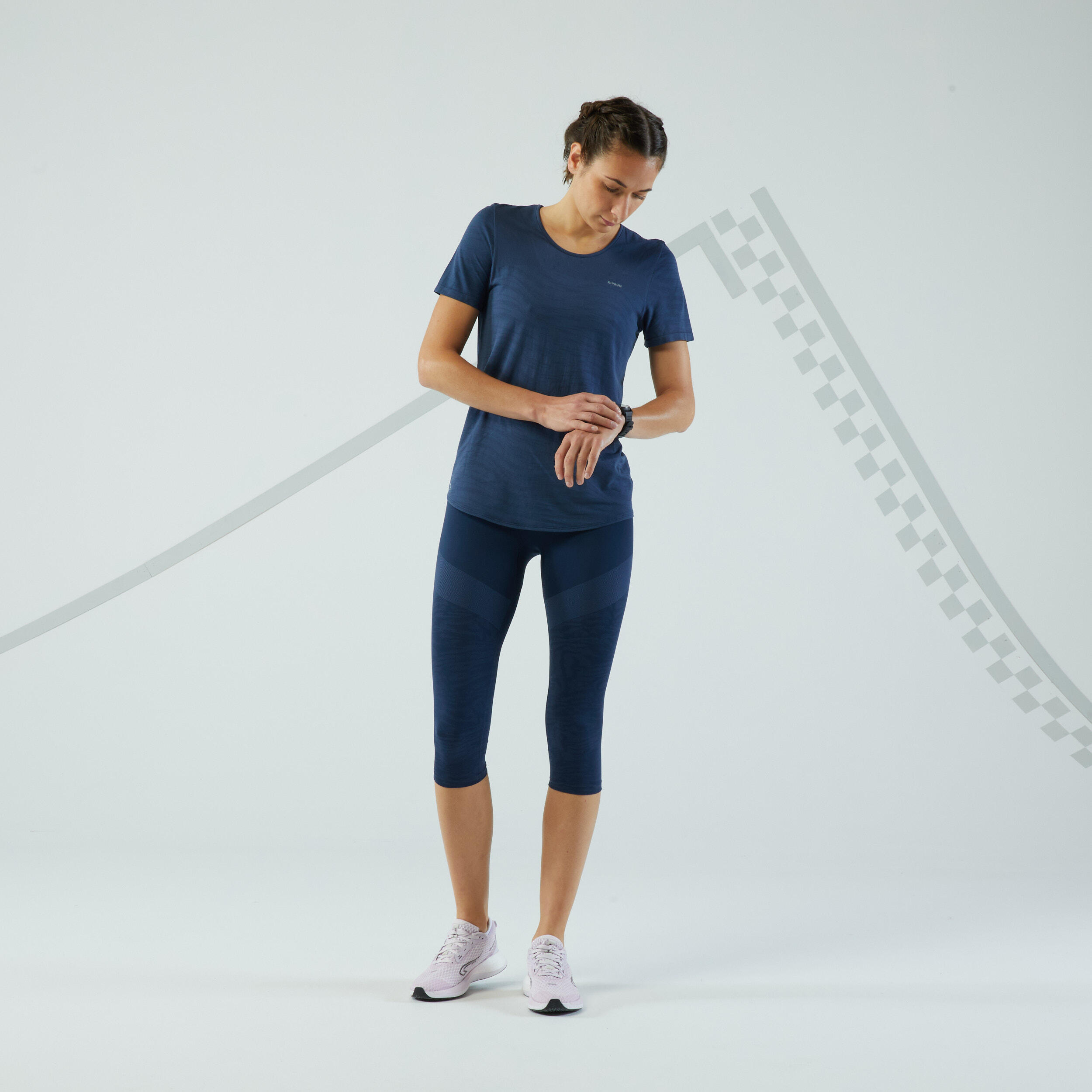 Women's seamless running & trail T-shirt - KIPRUN Run 500 Confort slate blue