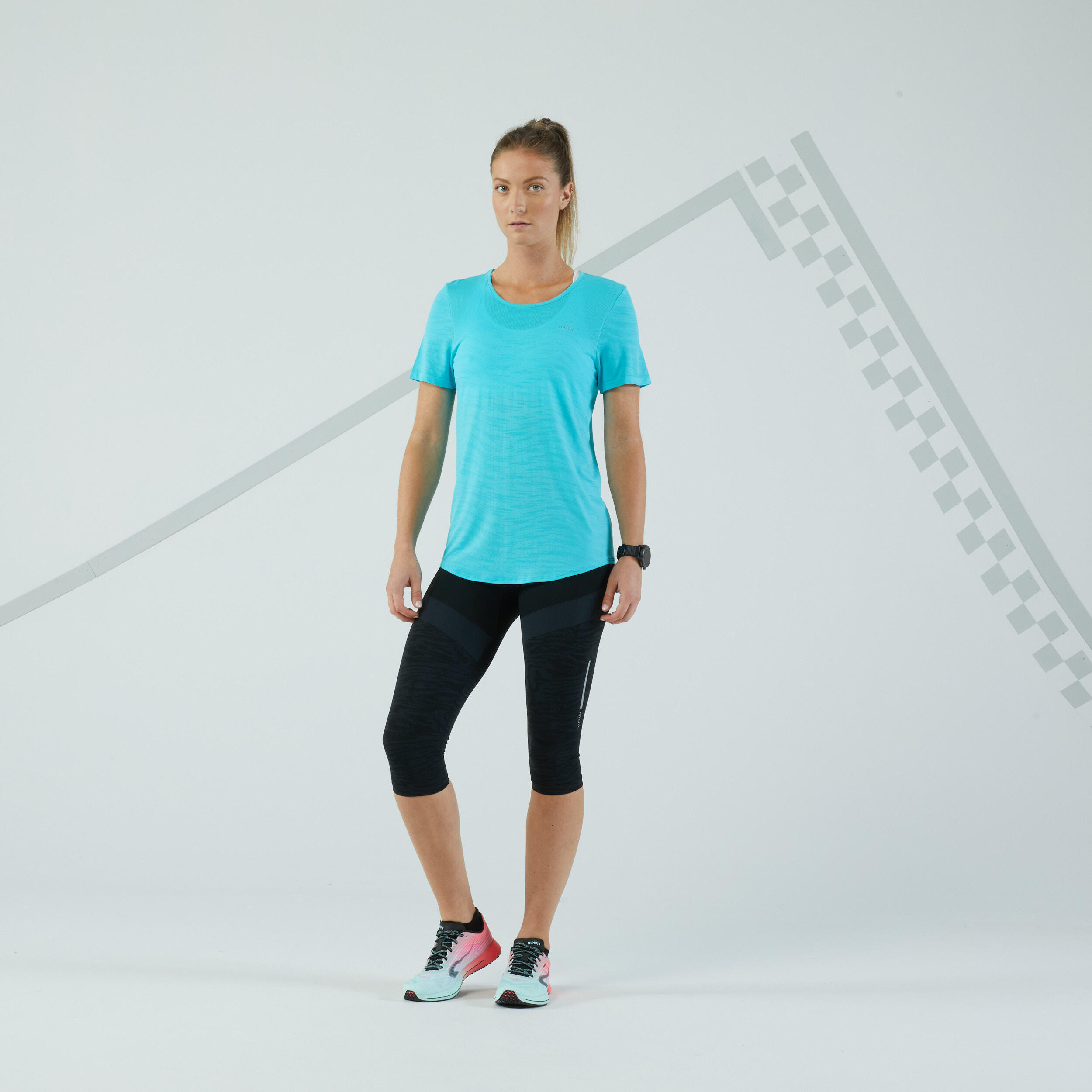 Women's Seamless Running& Trail Running T-Shirt-KIPRUN Run 500 Comfort-turquoise 2/6