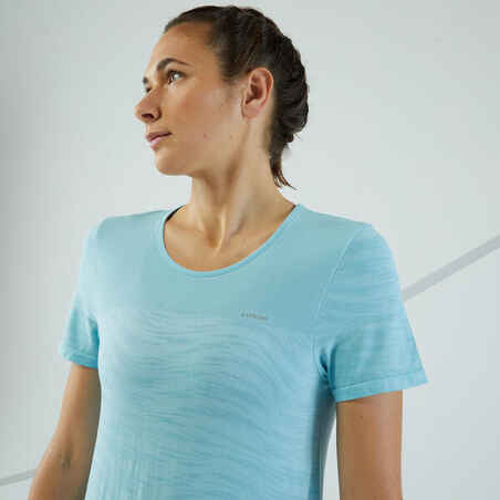 Camiseta Running sin costuras mujer - KIPRUN Run 500 Confort azul claro