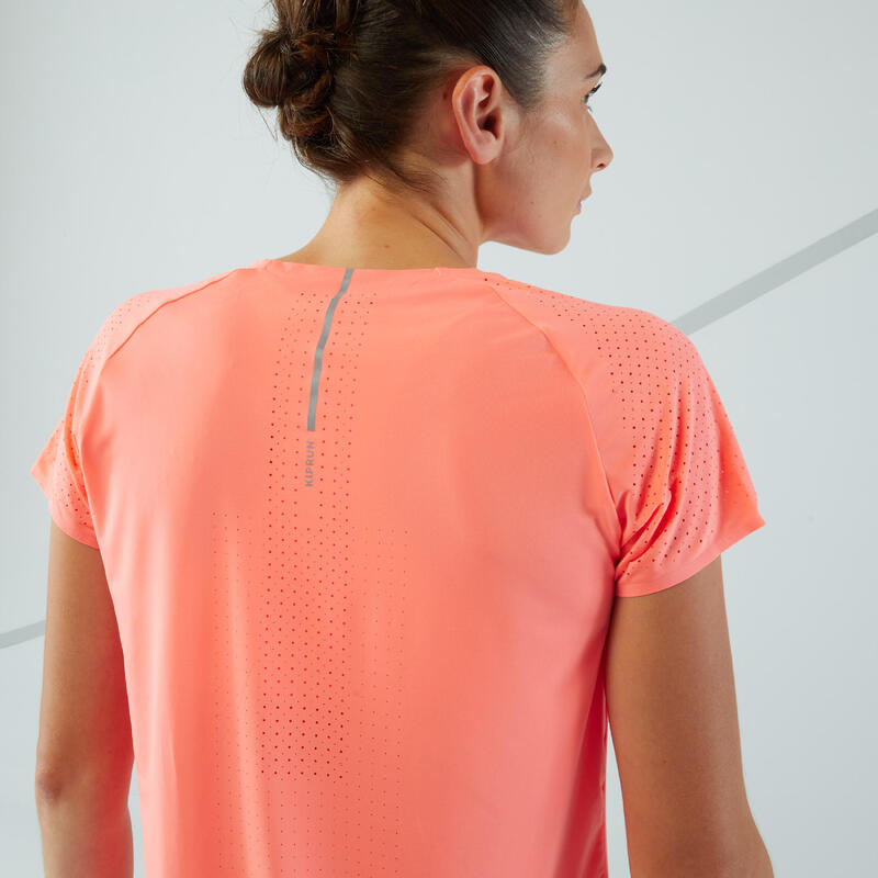 T-shirt running léger Femme - KIPRUN Run 900 Light corail