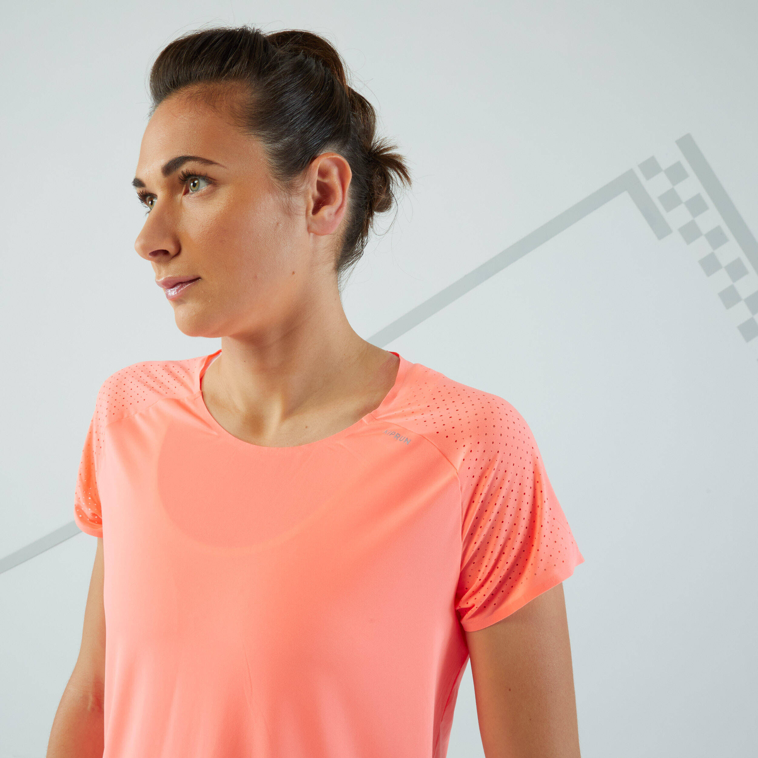 Women's Lightweight KIPRUN Run 900 Light running T-shirt - Coral -  4