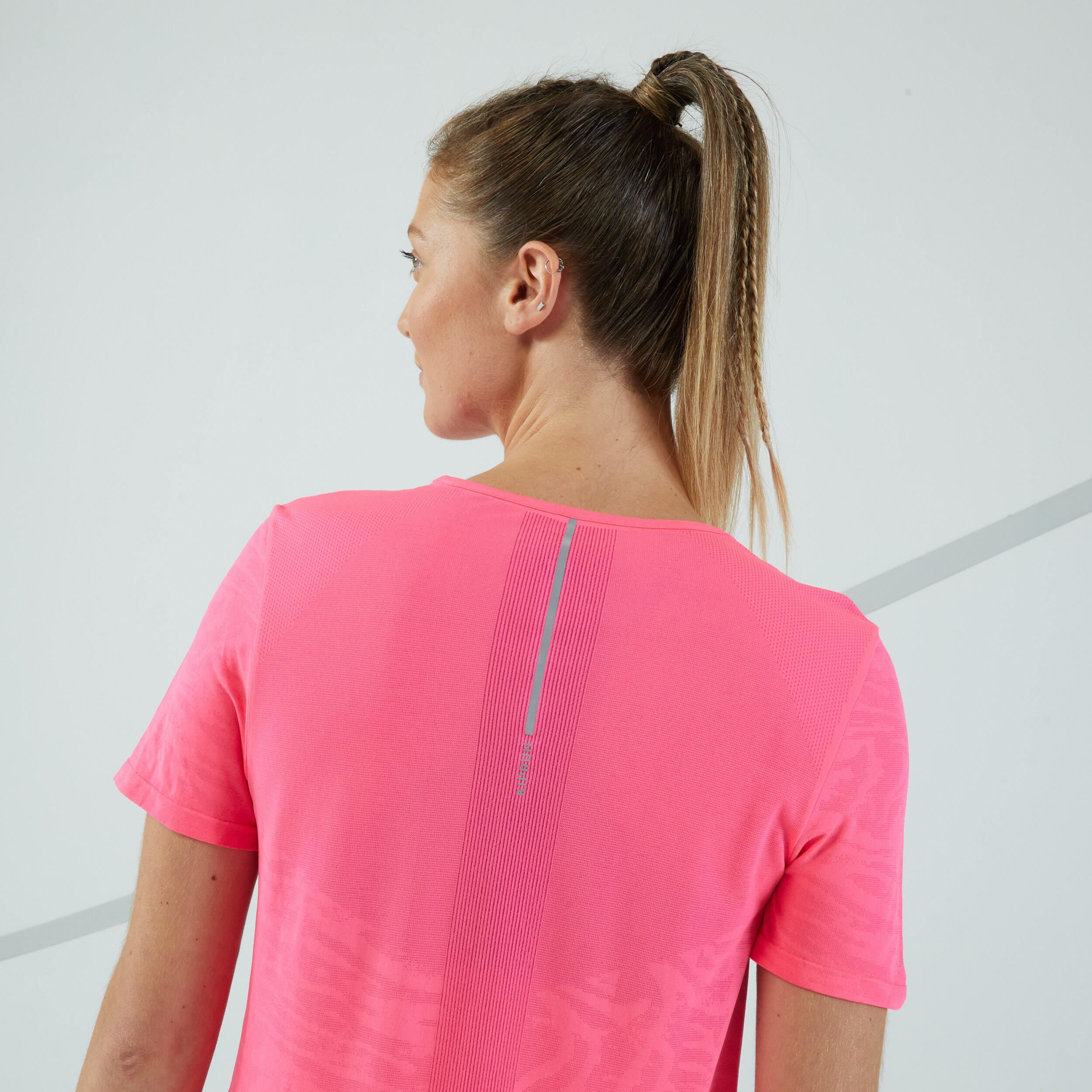 Women's Running & Trail Seamless T-Shirt KIPRUN Run 500 Comfort-pink 5/7