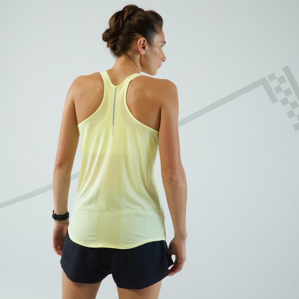 Lauf-Tanktop Damen mit integriertem Bustier - Run 500 Comfort grün