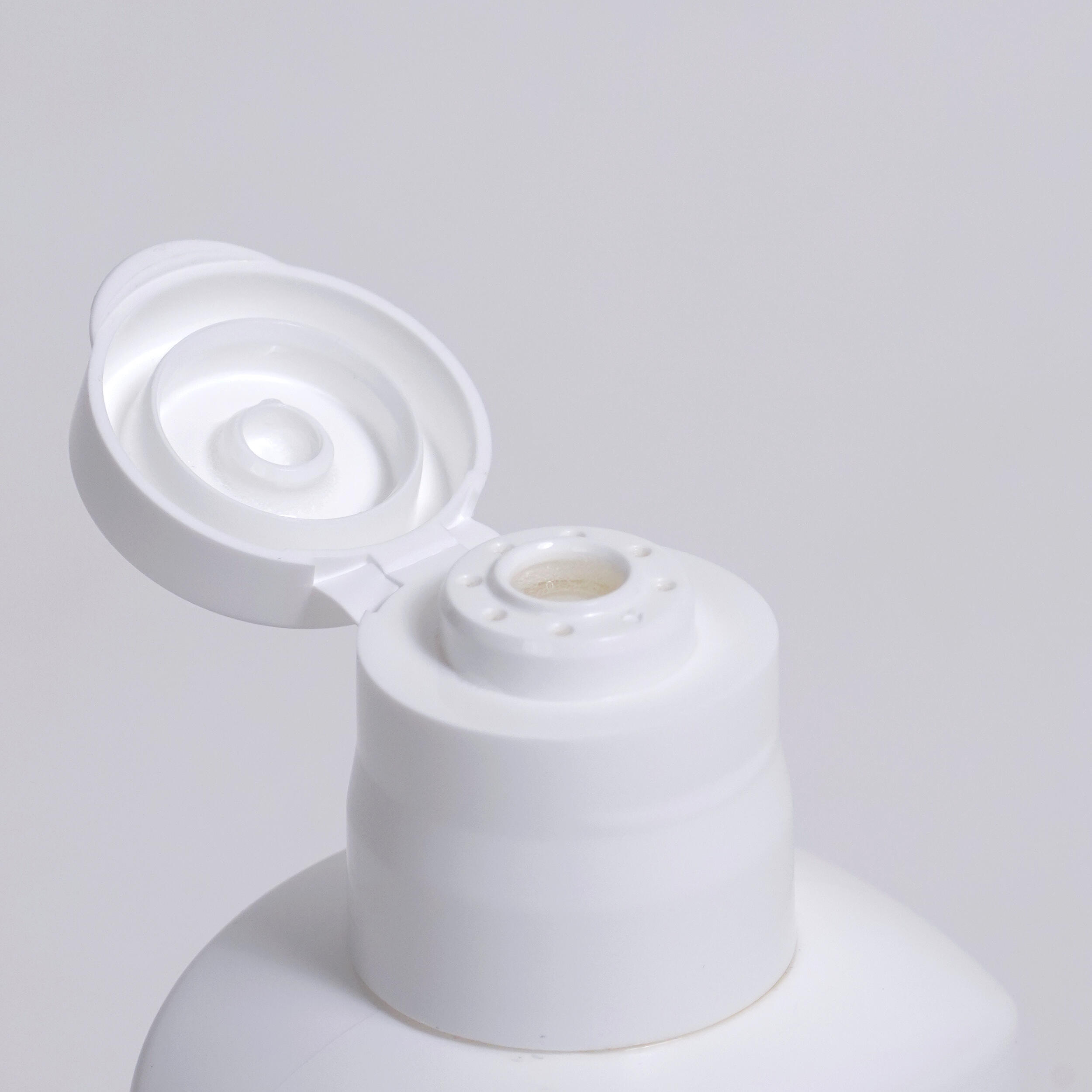 NEWFEEL Prípravok na čistenie obuvi na športovú chôdzu 100 ml bez · záber 4